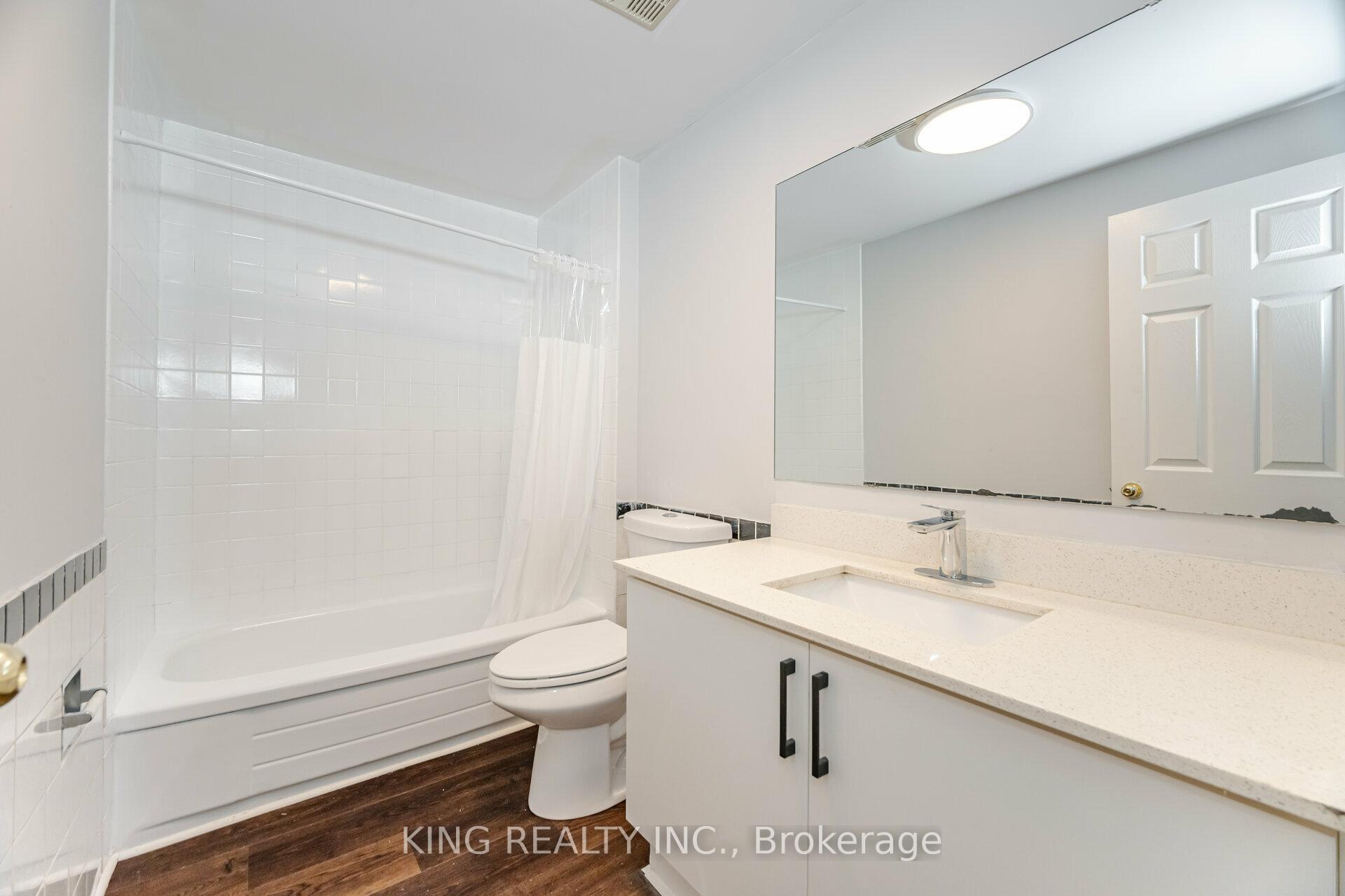 Photo 24 of 6 Langdale Crescent, Brampton, Fletcher's West — HOMEH