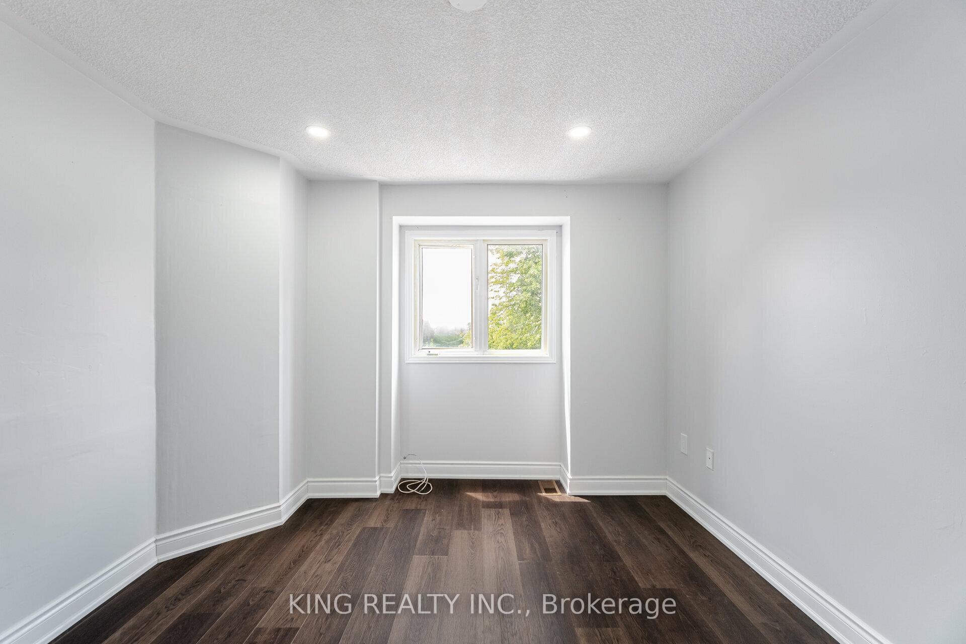 Photo 26 of 6 Langdale Crescent, Brampton, Fletcher's West — HOMEH