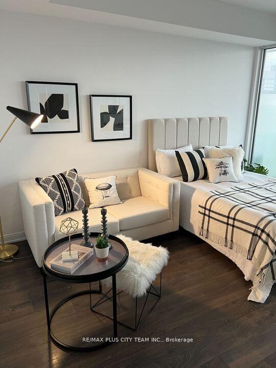 Photo 3 of Unit 4607, 42 Charles Street, Toronto, Church-Yonge Corridor — HOMEH