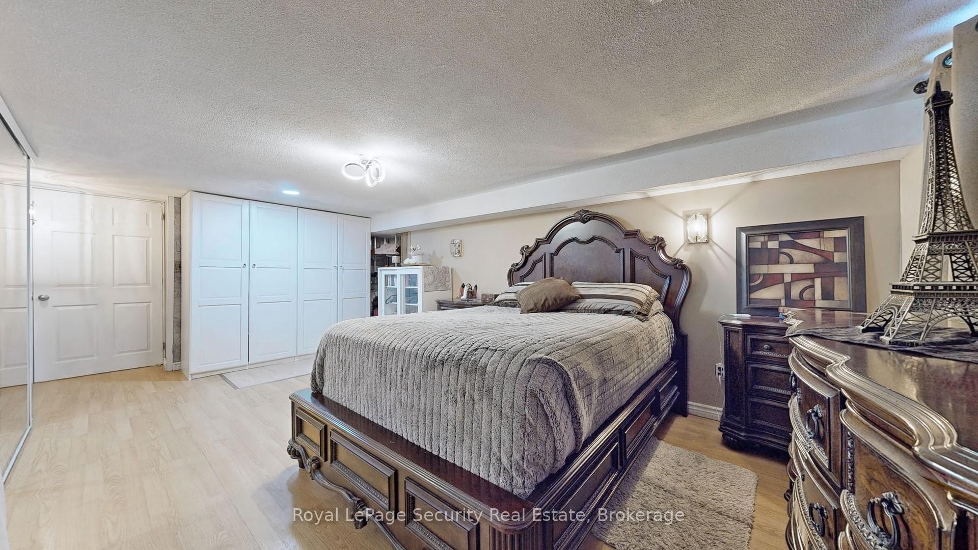 Photo 28 of 23 Garfield Crescent, Brampton, Brampton North — HOMEH