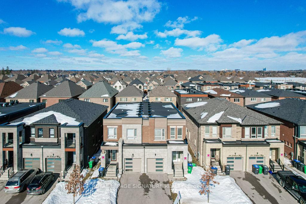 Photo 2 of 25 Lollard Way, Brampton, Bram West — HOMEH