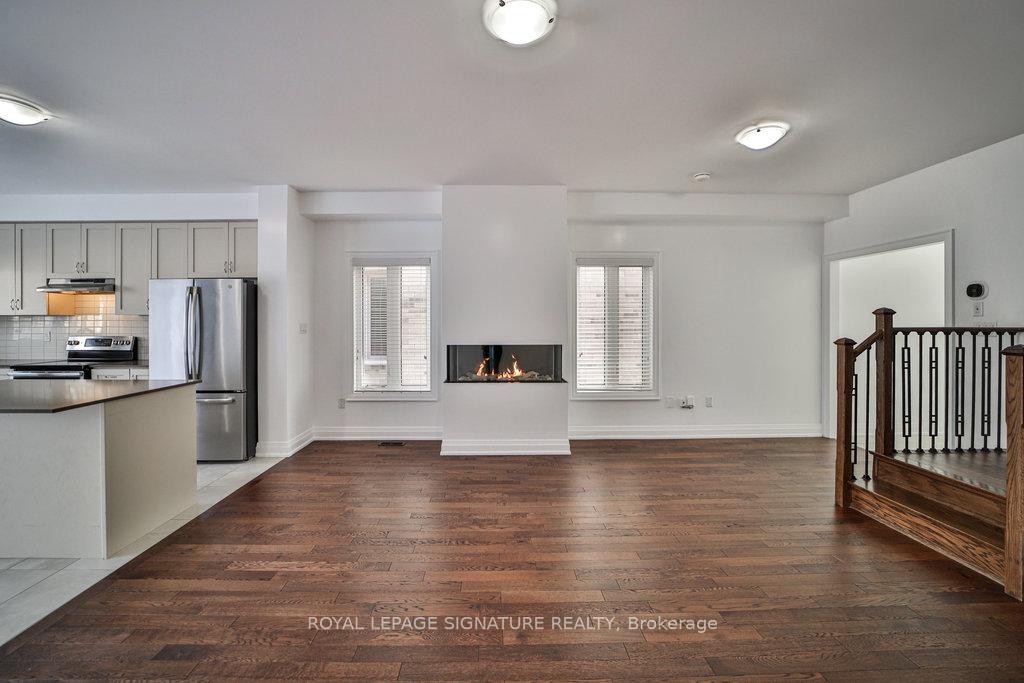 Photo 10 of 25 Lollard Way, Brampton, Bram West — HOMEH