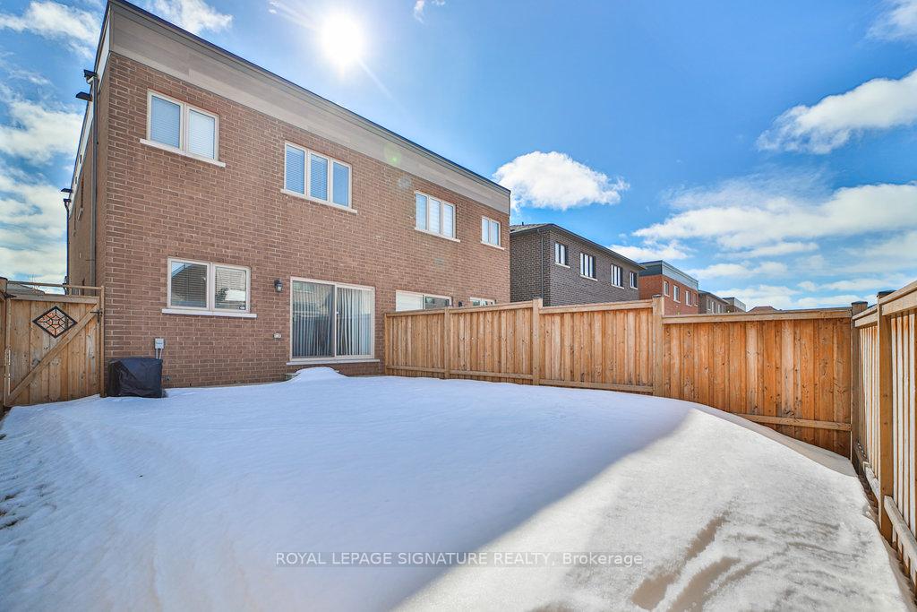 Photo 39 of 25 Lollard Way, Brampton, Bram West — HOMEH