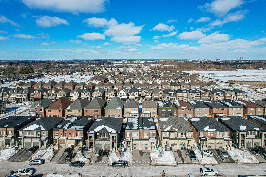Photo 45 of 25 Lollard Way, Brampton, Bram West — HOMEH
