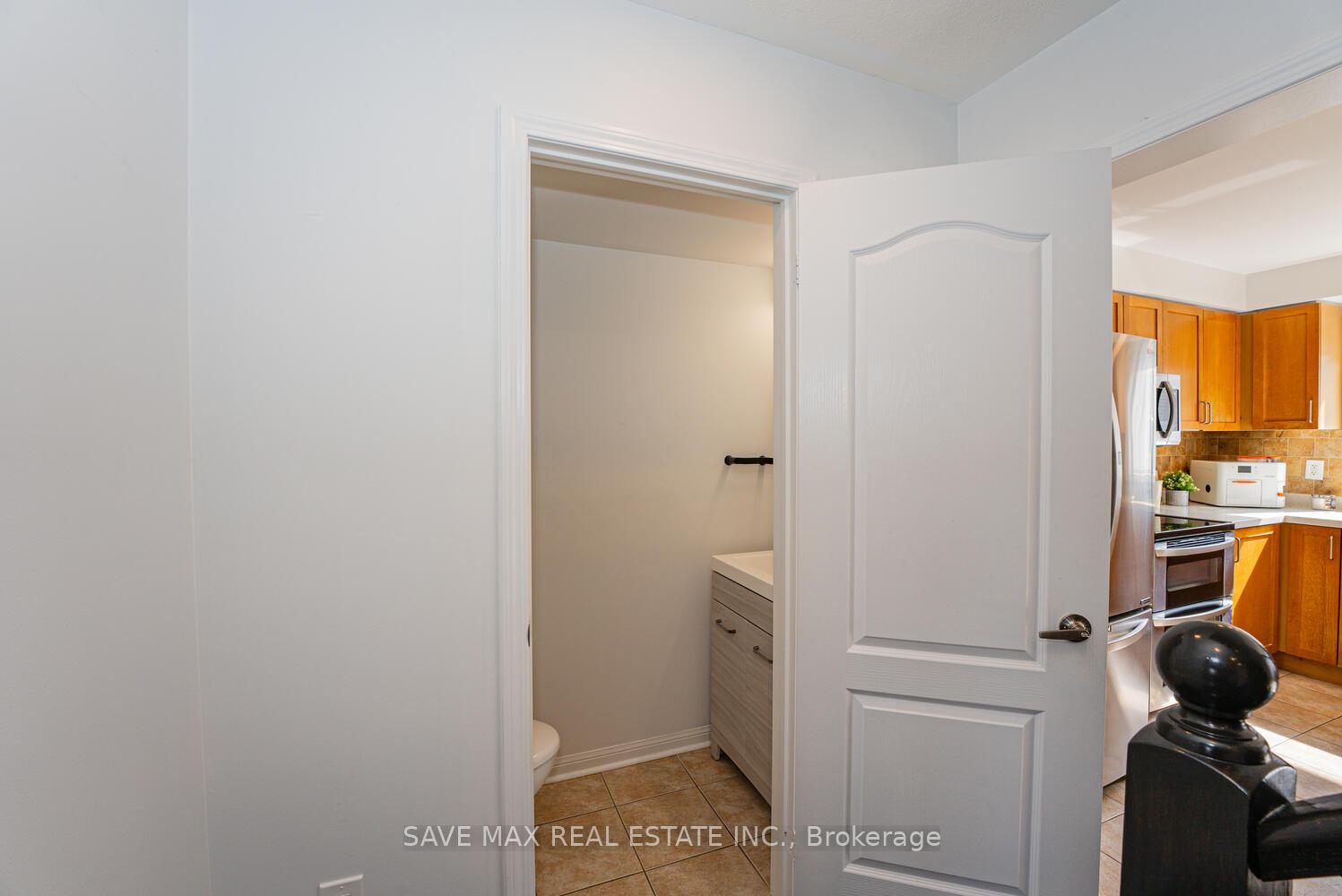 Photo 27 of 51 Decker Hollow Circle, Brampton, Credit Valley — HOMEH