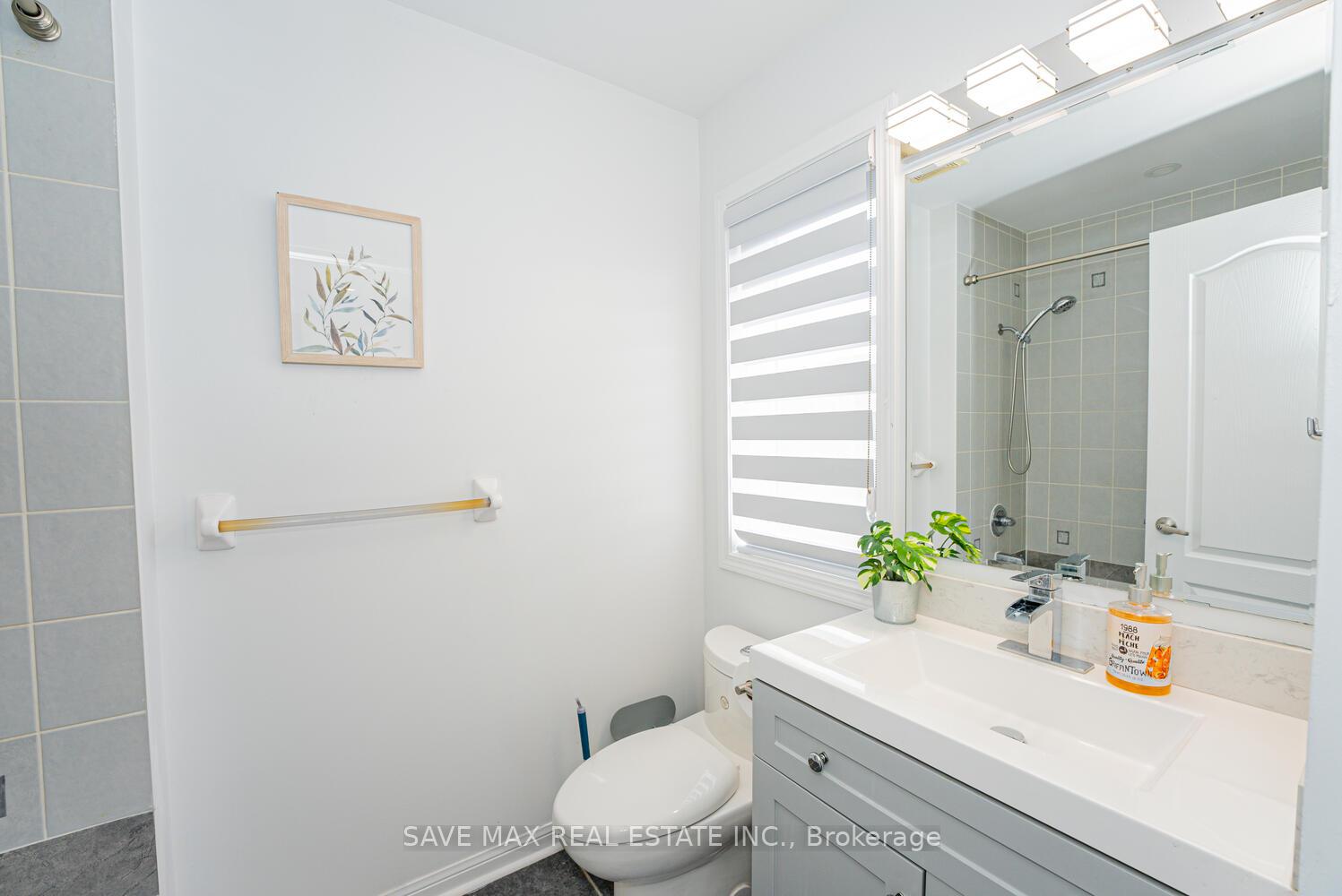 Photo 36 of 51 Decker Hollow Circle, Brampton, Credit Valley — HOMEH