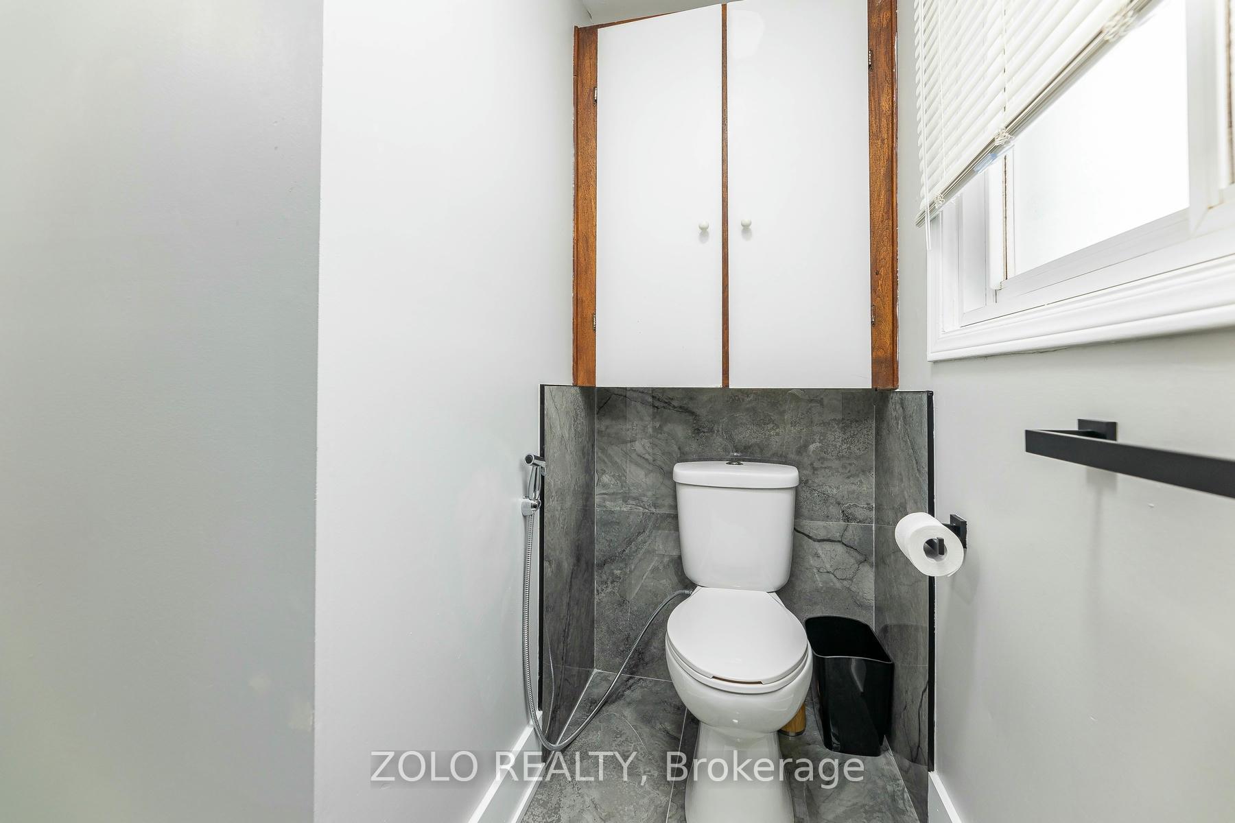 Photo 27 of 51 Newbridge Crescent, Brampton, Westgate — HOMEH
