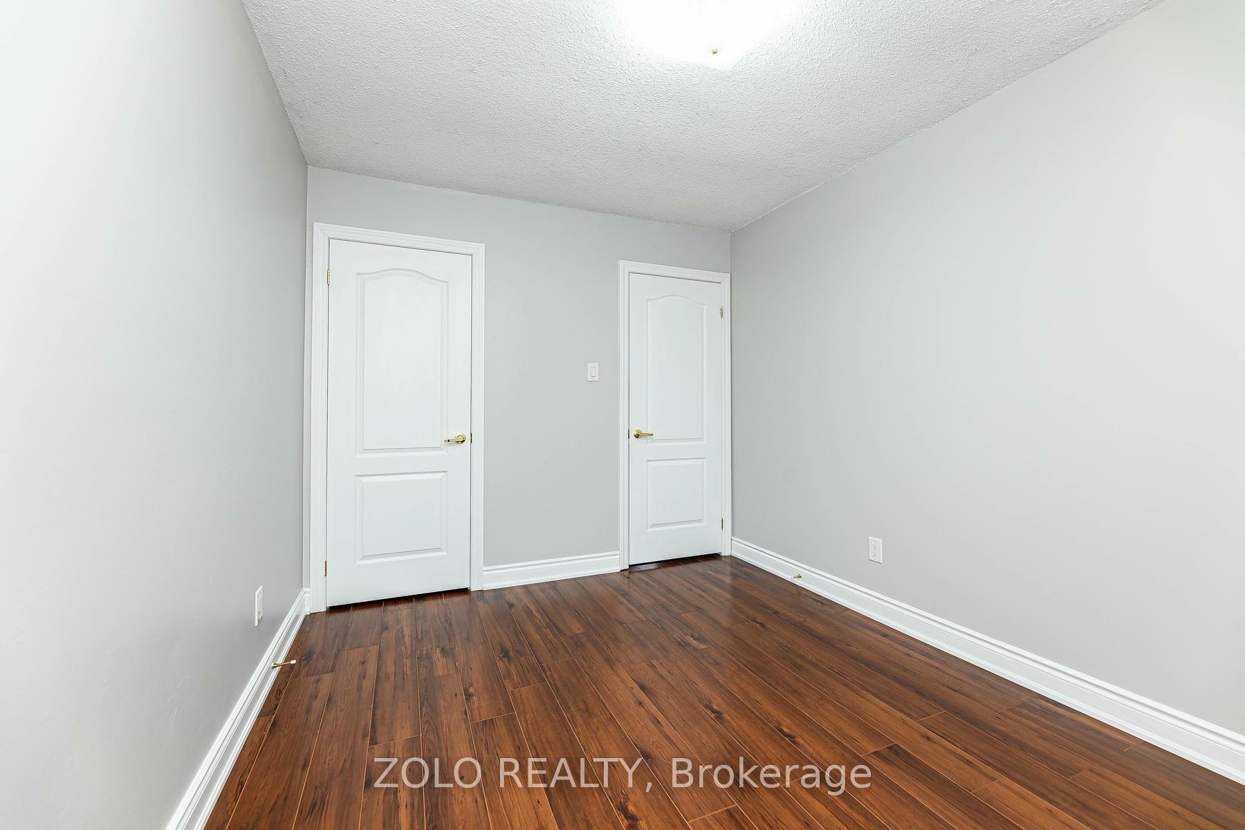 Photo 33 of 51 Newbridge Crescent, Brampton, Westgate — HOMEH