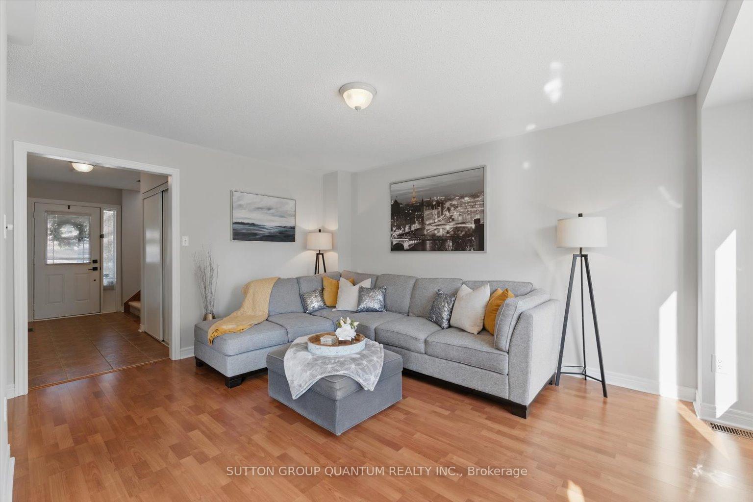 Photo 13 of 68 Spring Creek Drive, Hamilton, Waterdown — HOMEH