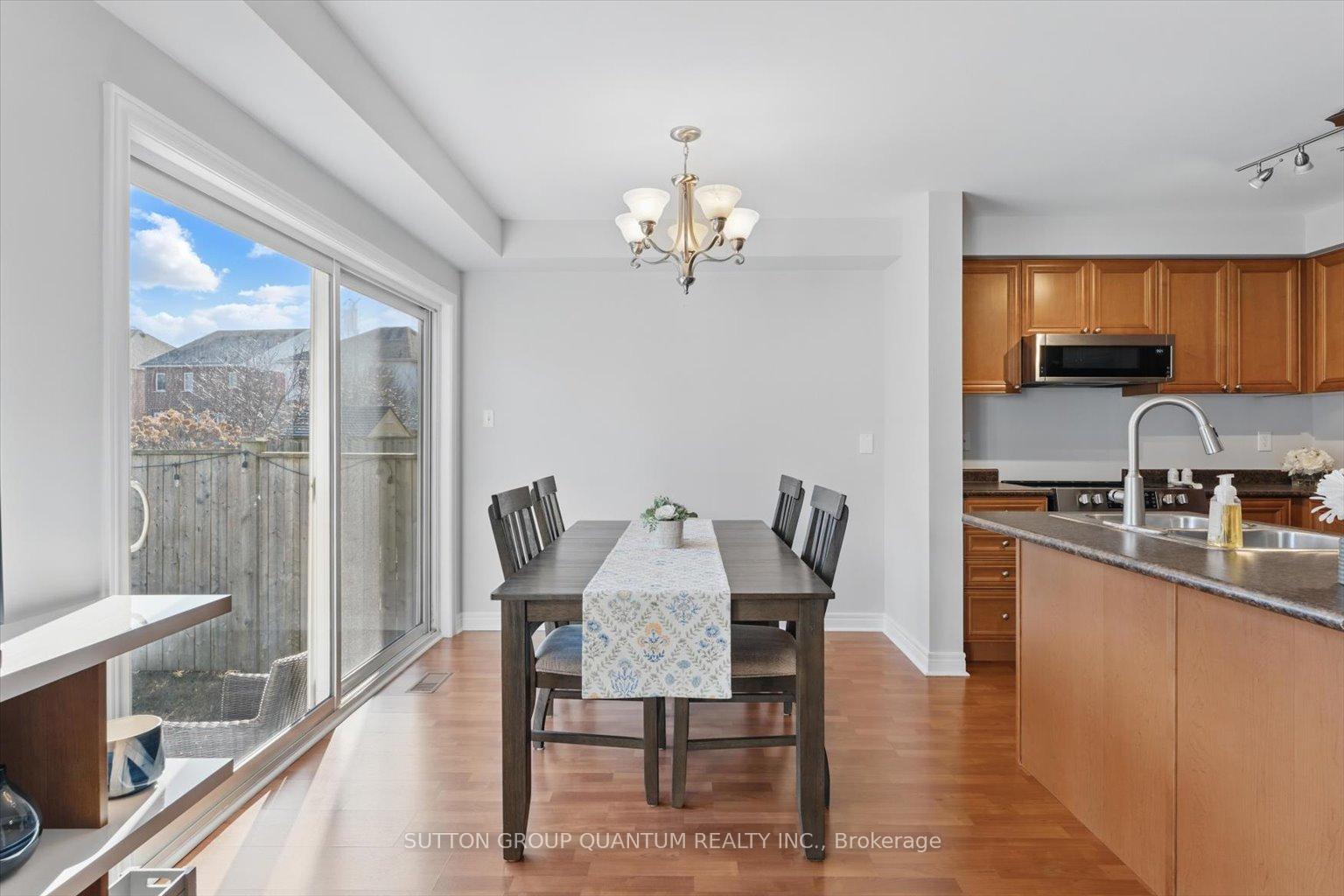 Photo 14 of 68 Spring Creek Drive, Hamilton, Waterdown — HOMEH