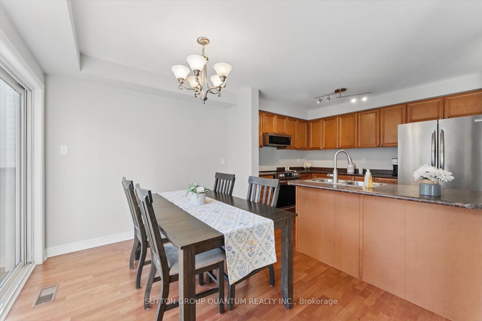 Photo 15 of 68 Spring Creek Drive, Hamilton, Waterdown — HOMEH