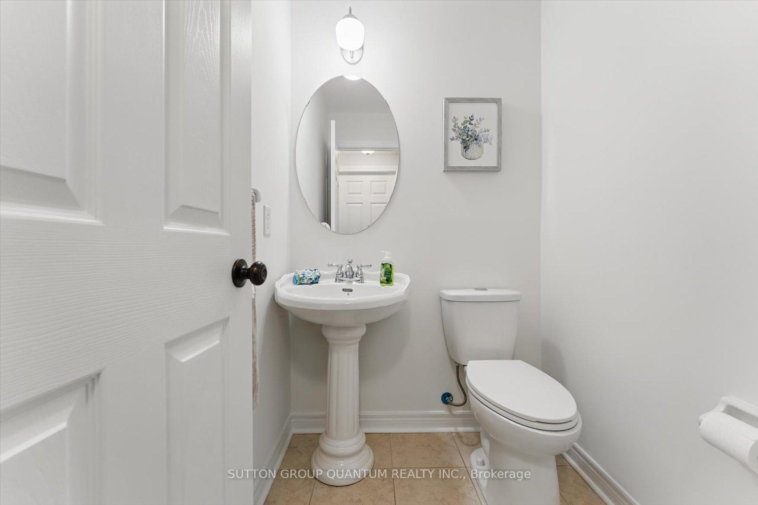 Photo 42 of 68 Spring Creek Drive, Hamilton, Waterdown — HOMEH