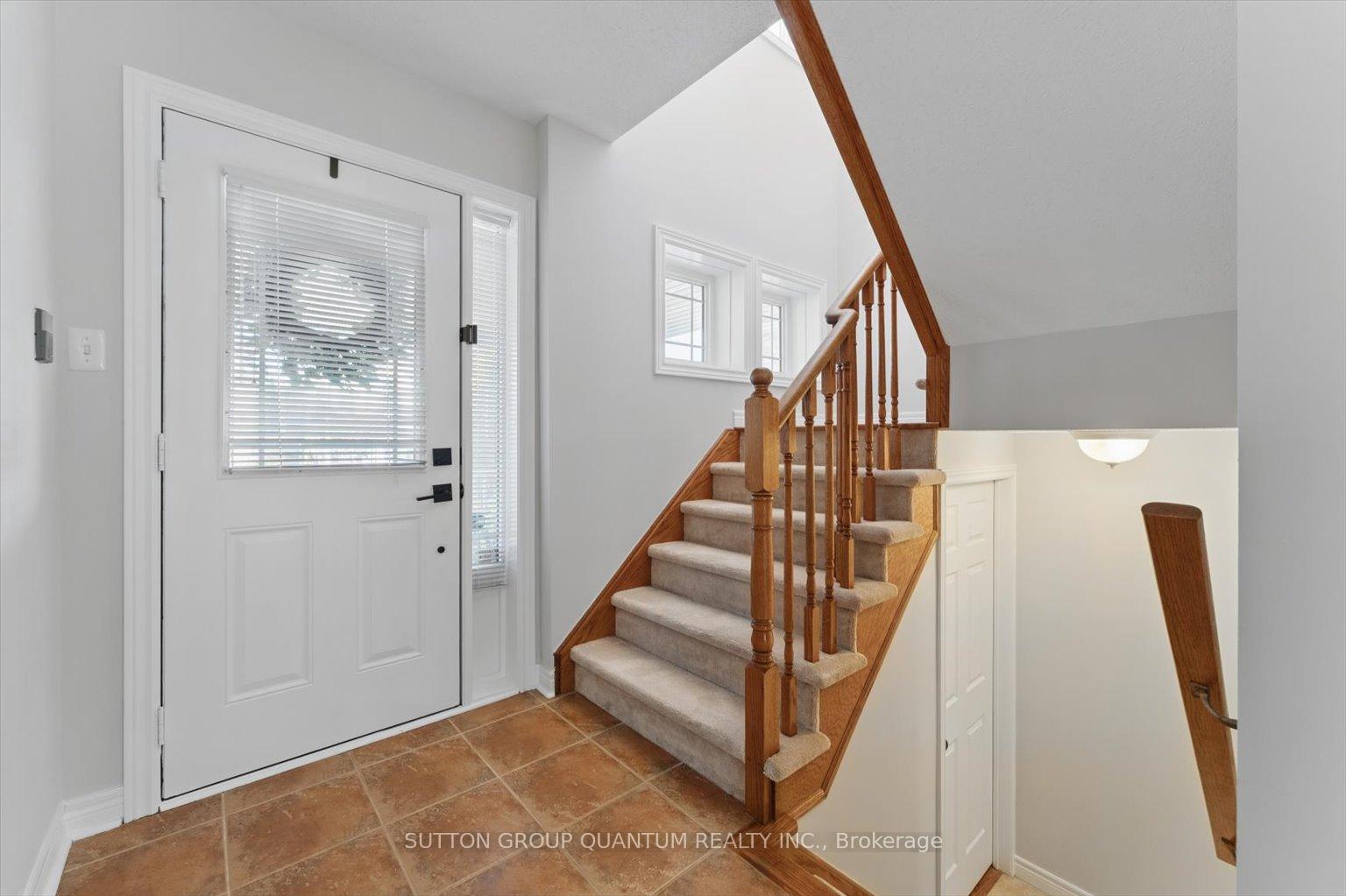 Photo 28 of 68 Spring Creek Drive, Hamilton, Waterdown — HOMEH