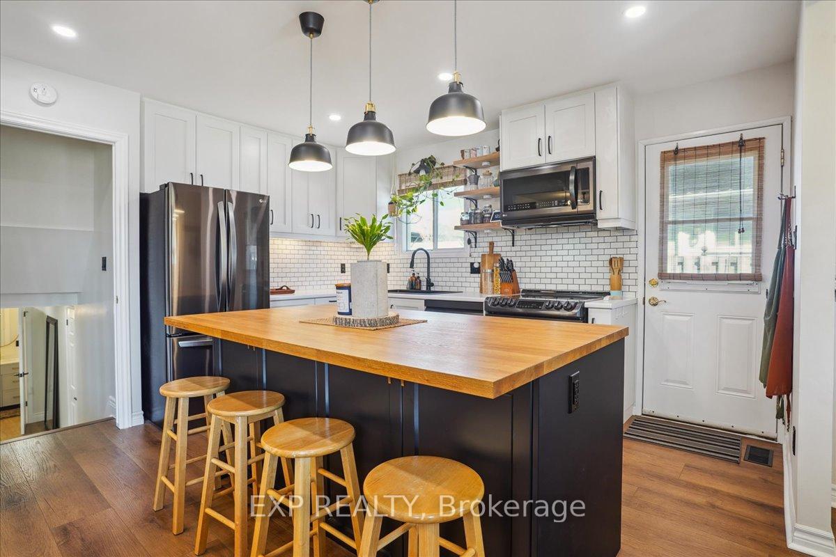 Photo 7 of 185 Lawnhurst Drive, Hamilton, Lawfield — HOMEH