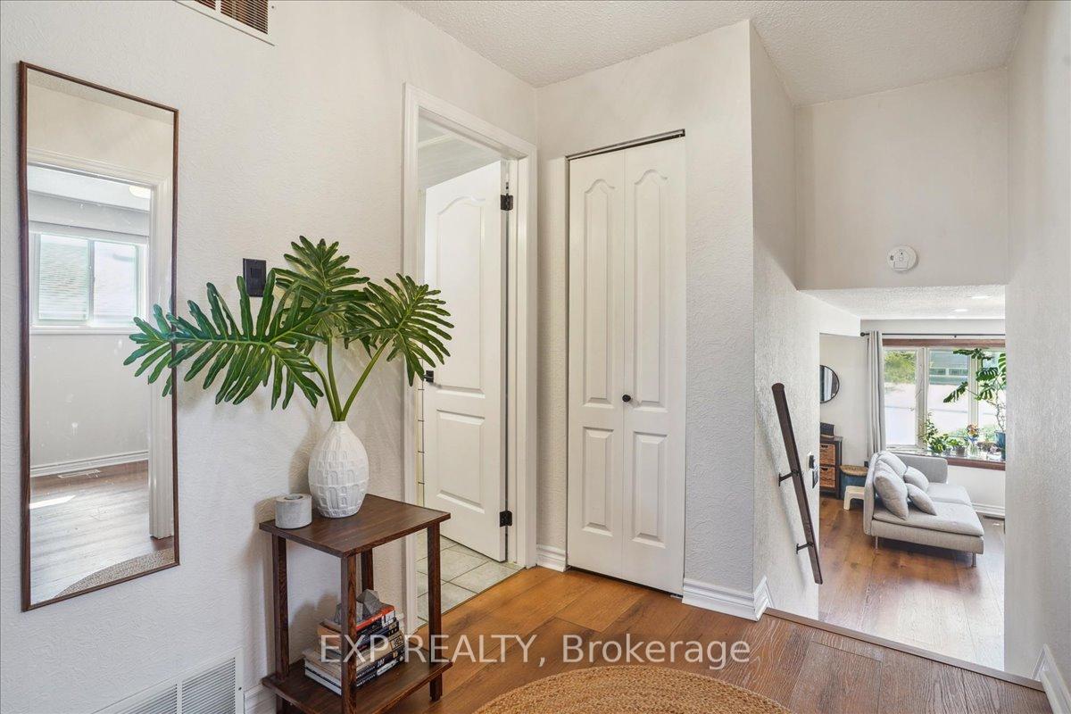Photo 15 of 185 Lawnhurst Drive, Hamilton, Lawfield — HOMEH