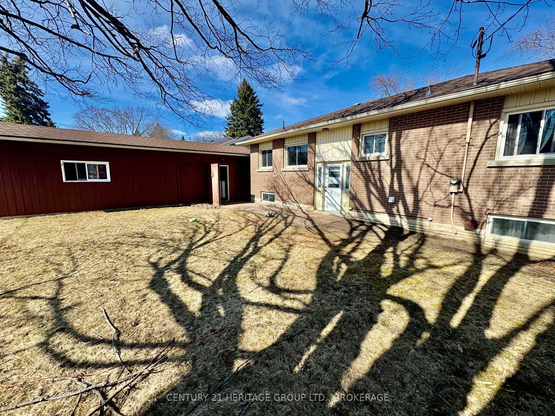 Photo 10 of 170 Churchill Drive, Gananoque — HOMEH
