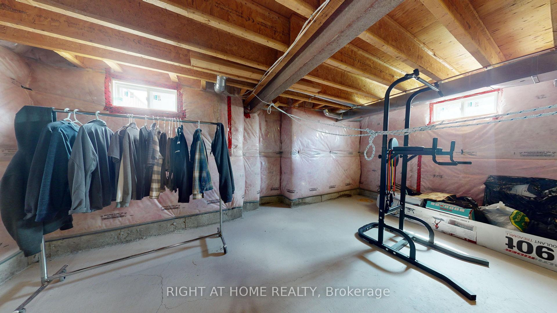 Photo 26 of 88 Lorenzo Circle, Brampton, Sandringham-Wellington — HOMEH