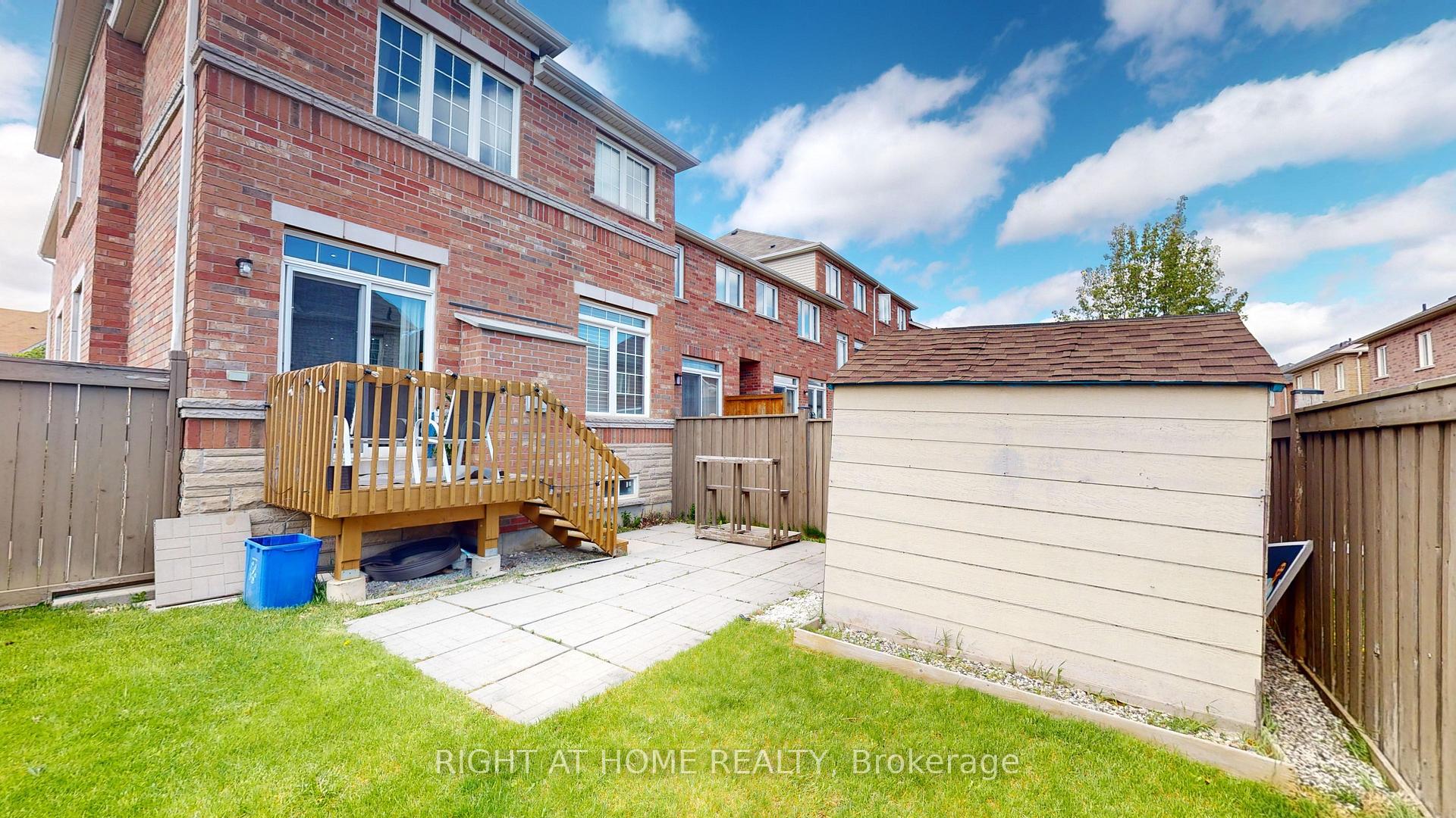 Photo 32 of 88 Lorenzo Circle, Brampton, Sandringham-Wellington — HOMEH