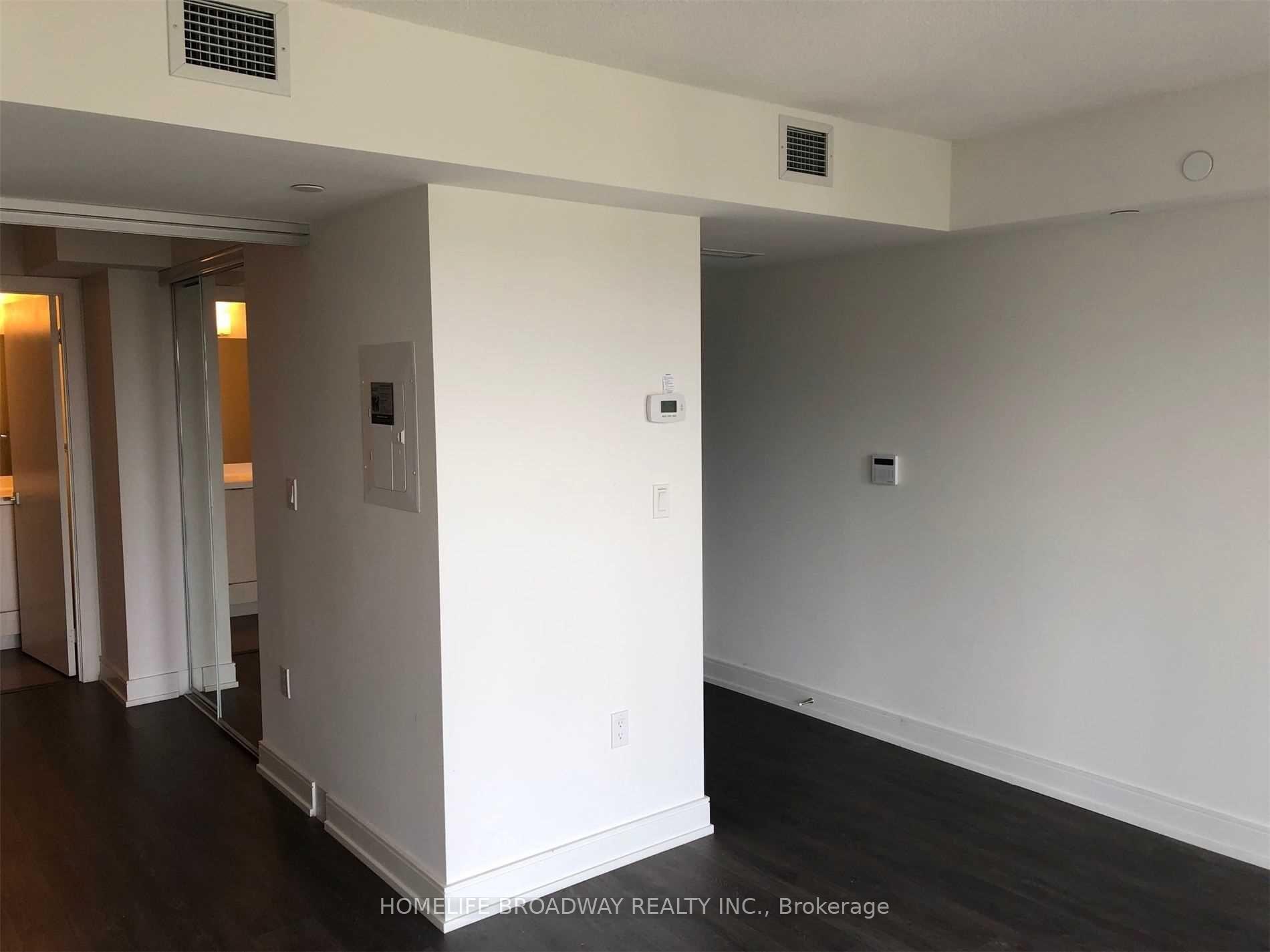 Photo 6 of Unit 1806, 89 Mcgill Street, Toronto, Church-Yonge Corridor — HOMEH