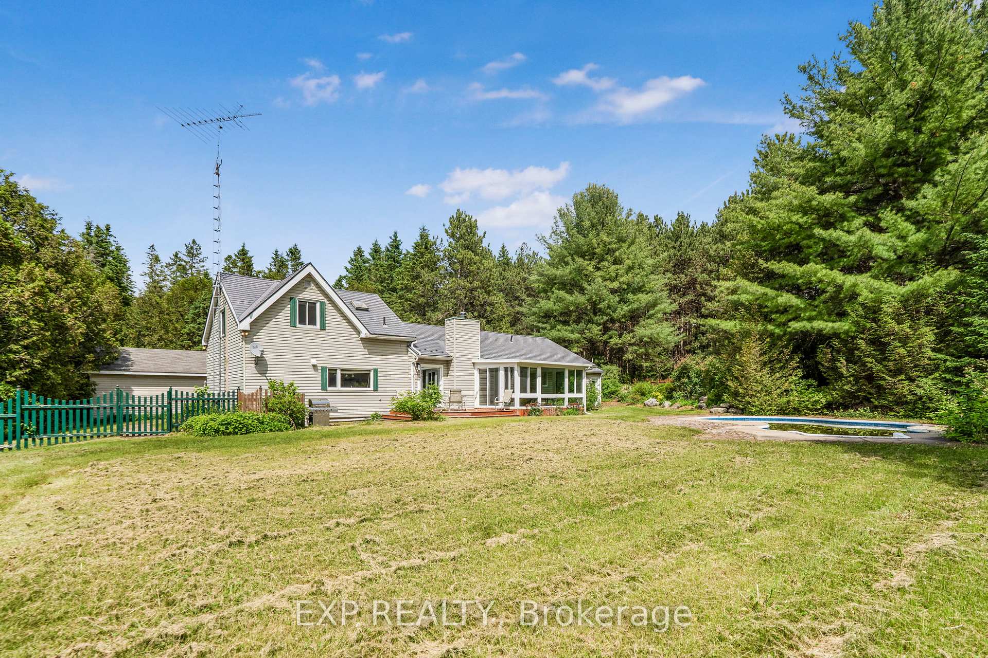 Photo 31 of 1948 Borris Road, Champlain, Champlain Twp — HOMEH