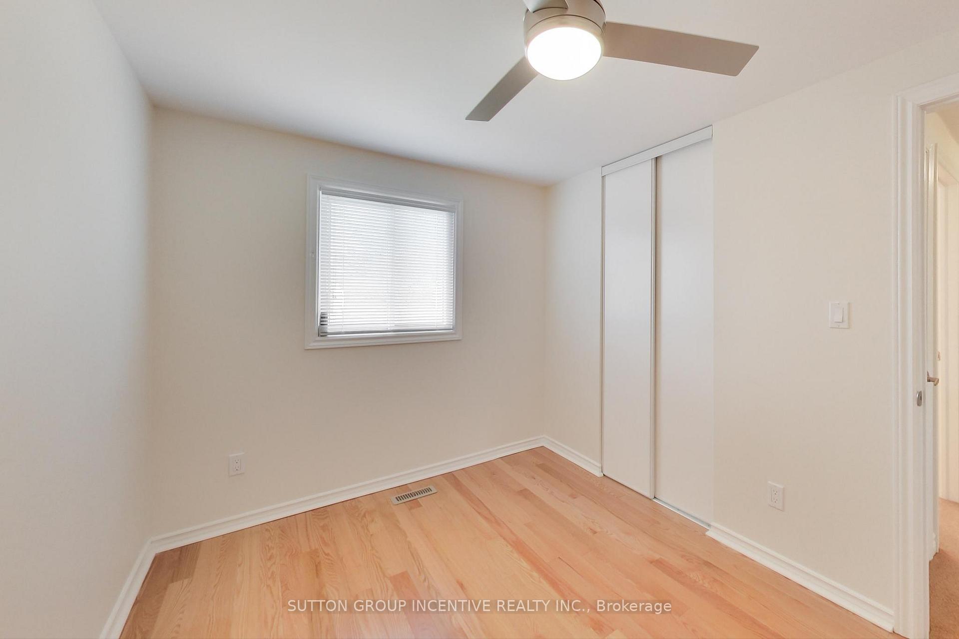 Photo 12 of 39 Cassander Crescent, Brampton, Heart Lake East — HOMEH