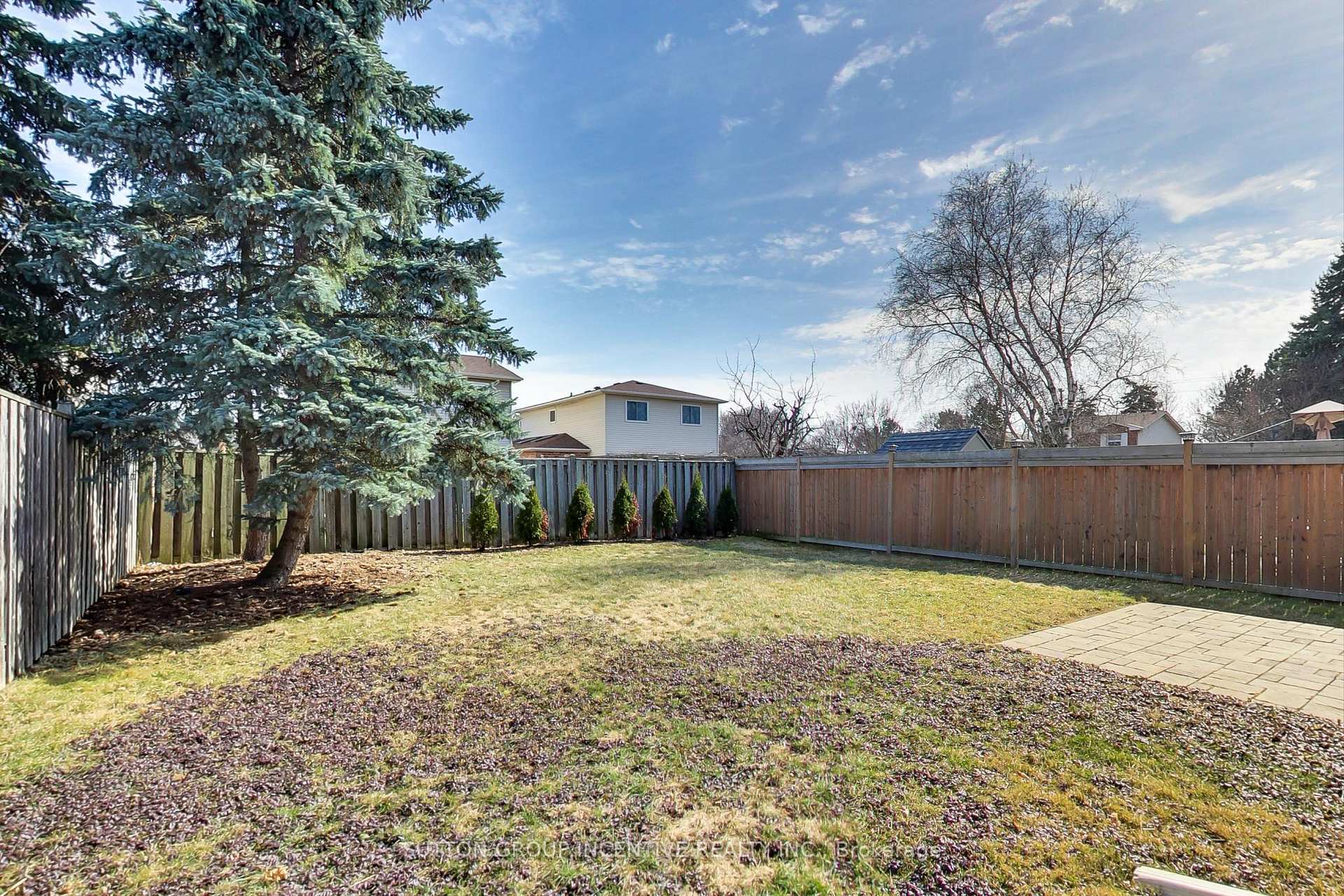 Photo 21 of 39 Cassander Crescent, Brampton, Heart Lake East — HOMEH