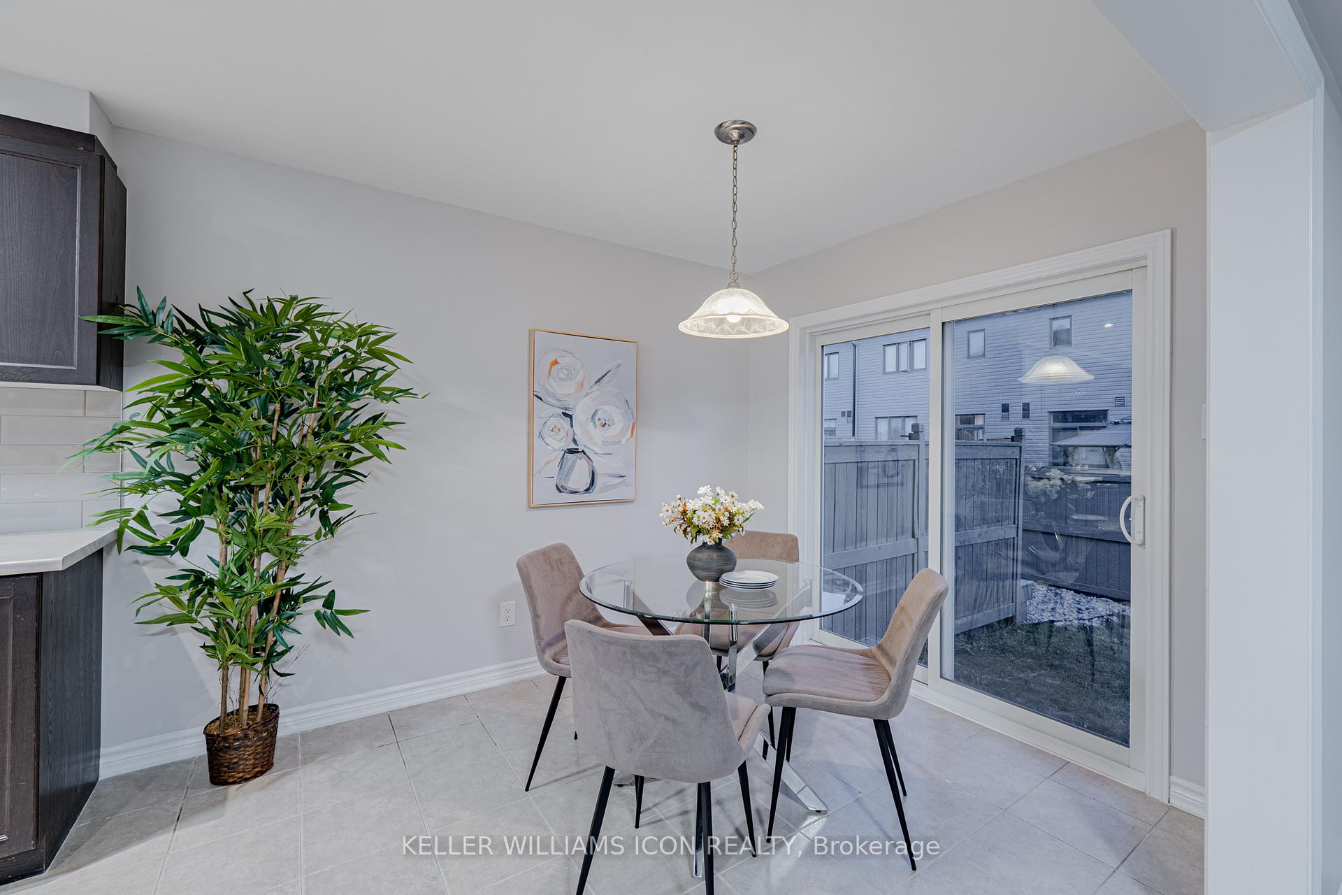 Photo 15 of 88 Buffalograss Crescent, Ottawa, Barrhaven - Half Moon Bay — HOMEH
