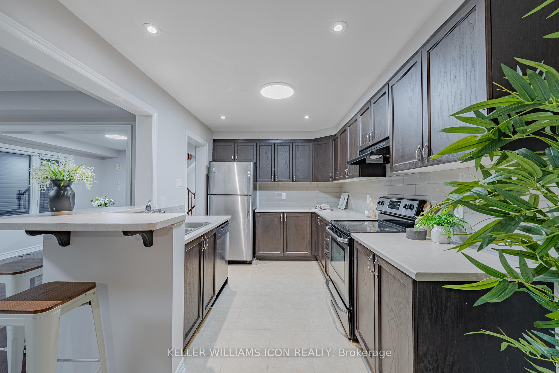 Photo 16 of 88 Buffalograss Crescent, Ottawa, Barrhaven - Half Moon Bay — HOMEH