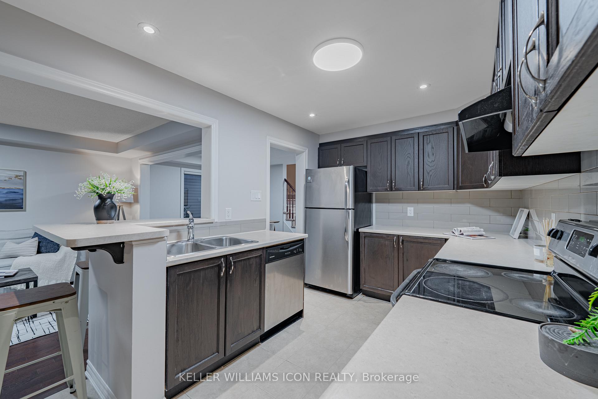 Photo 17 of 88 Buffalograss Crescent, Ottawa, Barrhaven - Half Moon Bay — HOMEH
