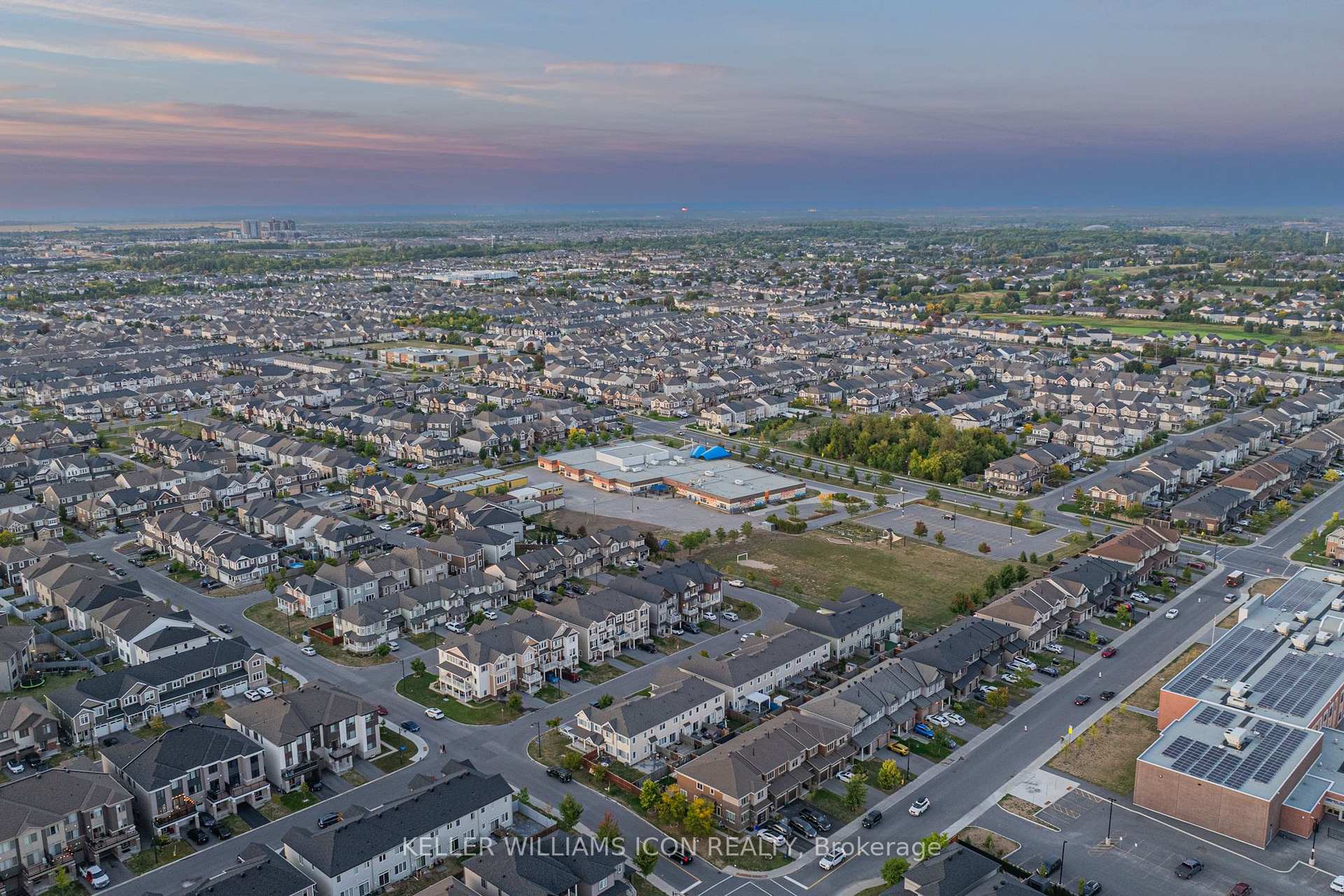 Photo 35 of 88 Buffalograss Crescent, Ottawa, Barrhaven - Half Moon Bay — HOMEH