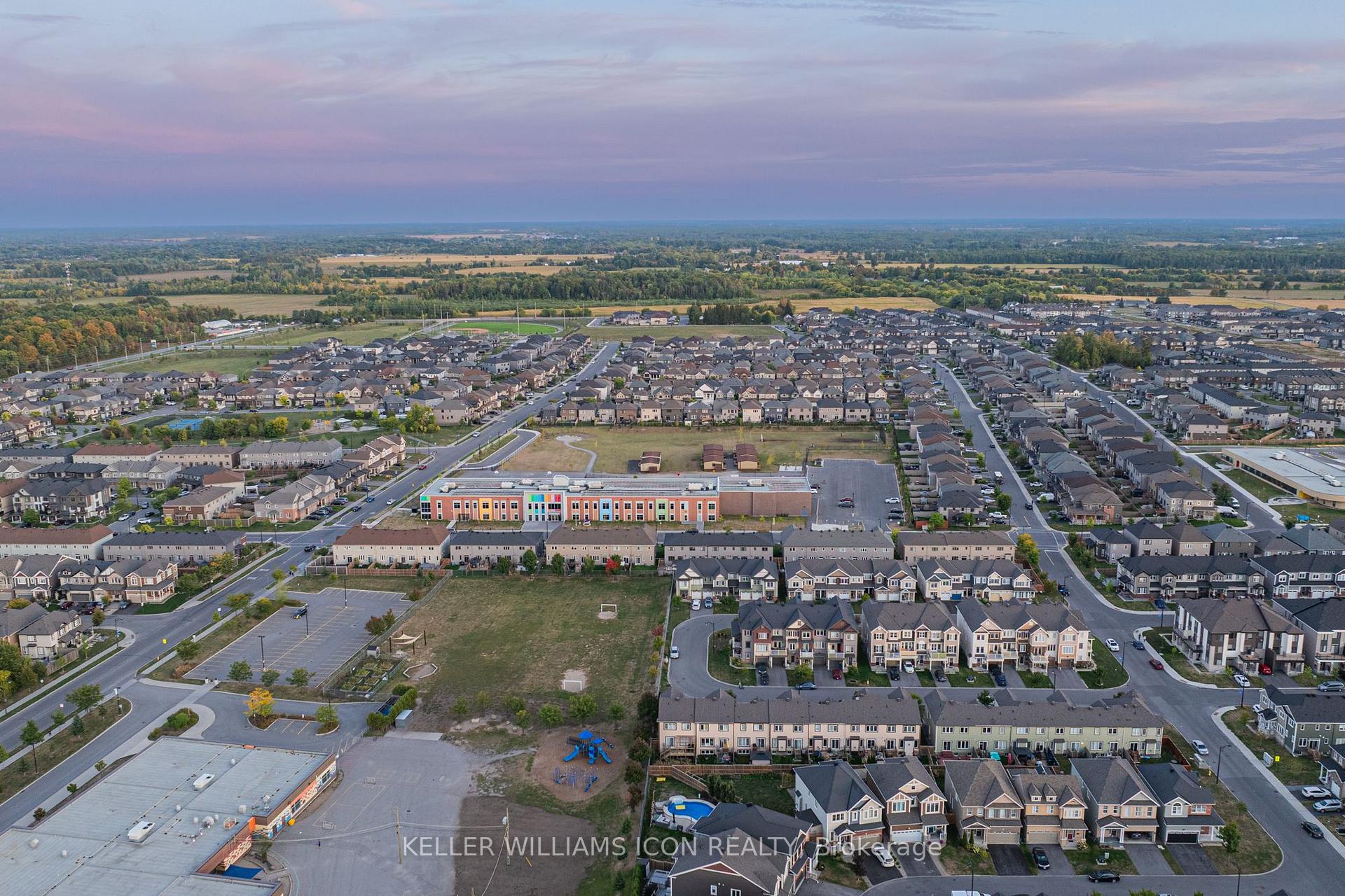 Photo 36 of 88 Buffalograss Crescent, Ottawa, Barrhaven - Half Moon Bay — HOMEH