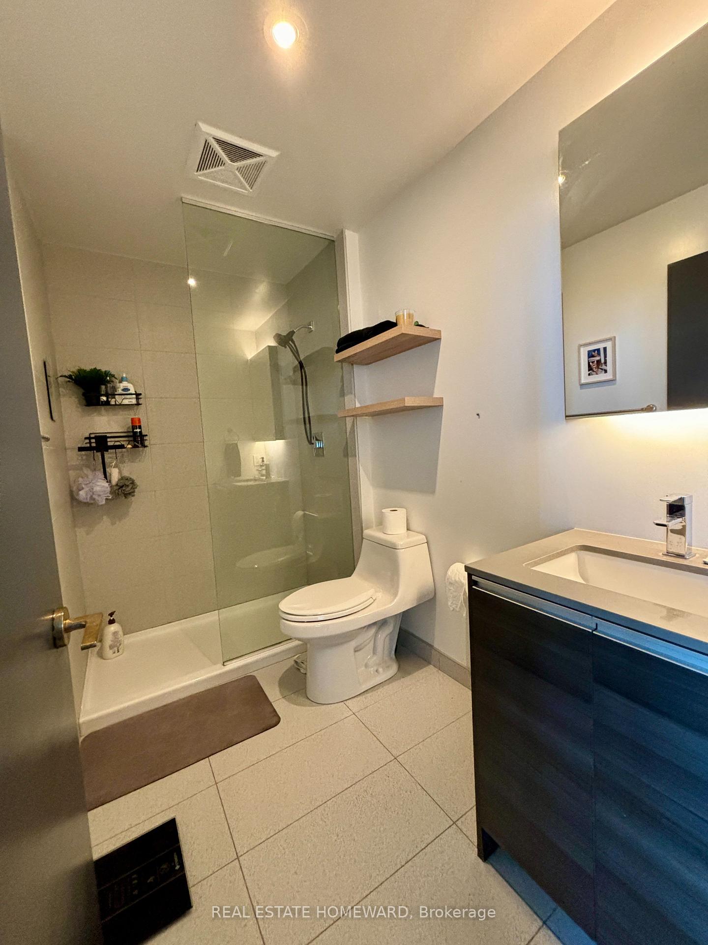 Photo 5 of Unit 1010, 1190 Dundas Street E, Toronto, South Riverdale — HOMEH