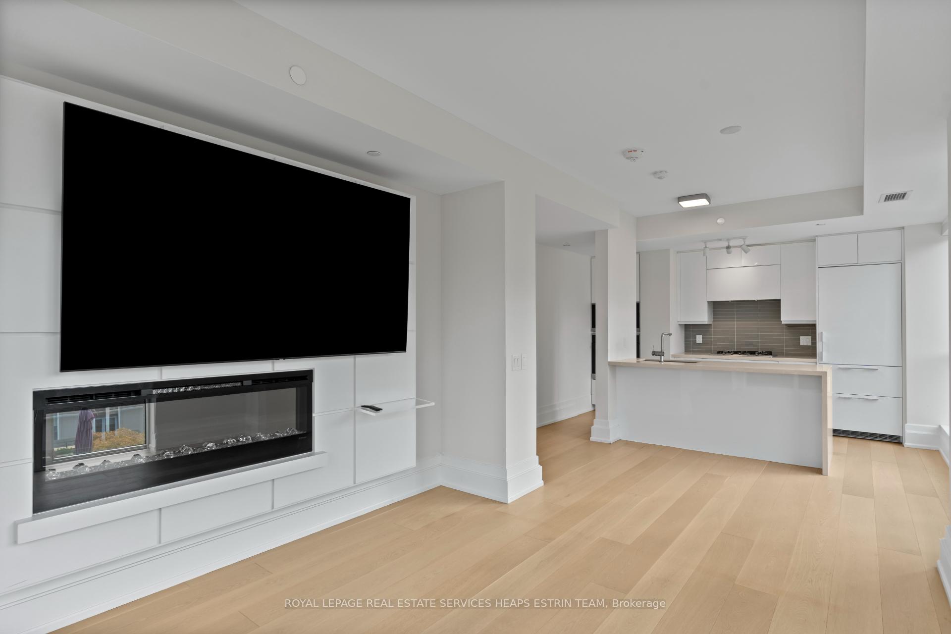 Photo 14 of Unit 406, 3 Southvale Drive, Toronto, Leaside — HOMEH