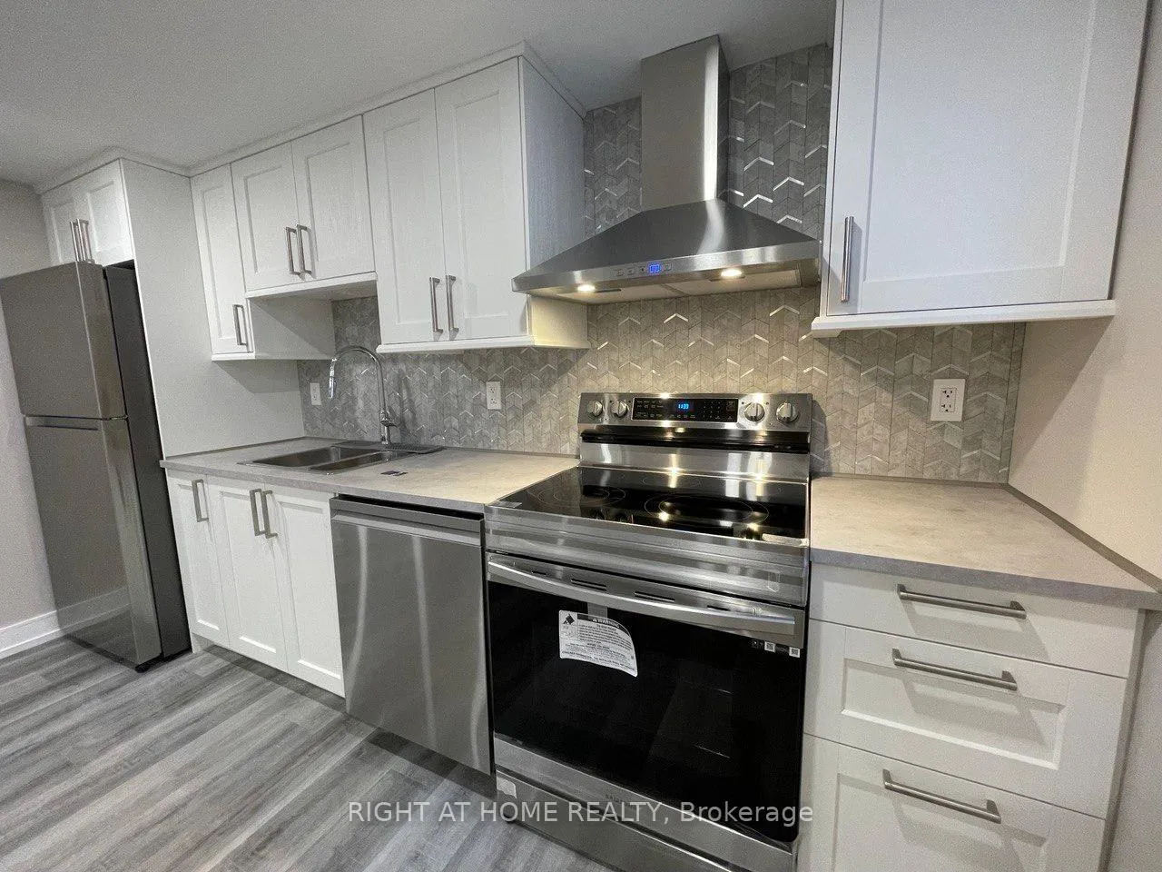 Photo 9 of Unit Bsmt A, 30 Lewis Drive, Vaughan, West Woodbridge — HOMEH