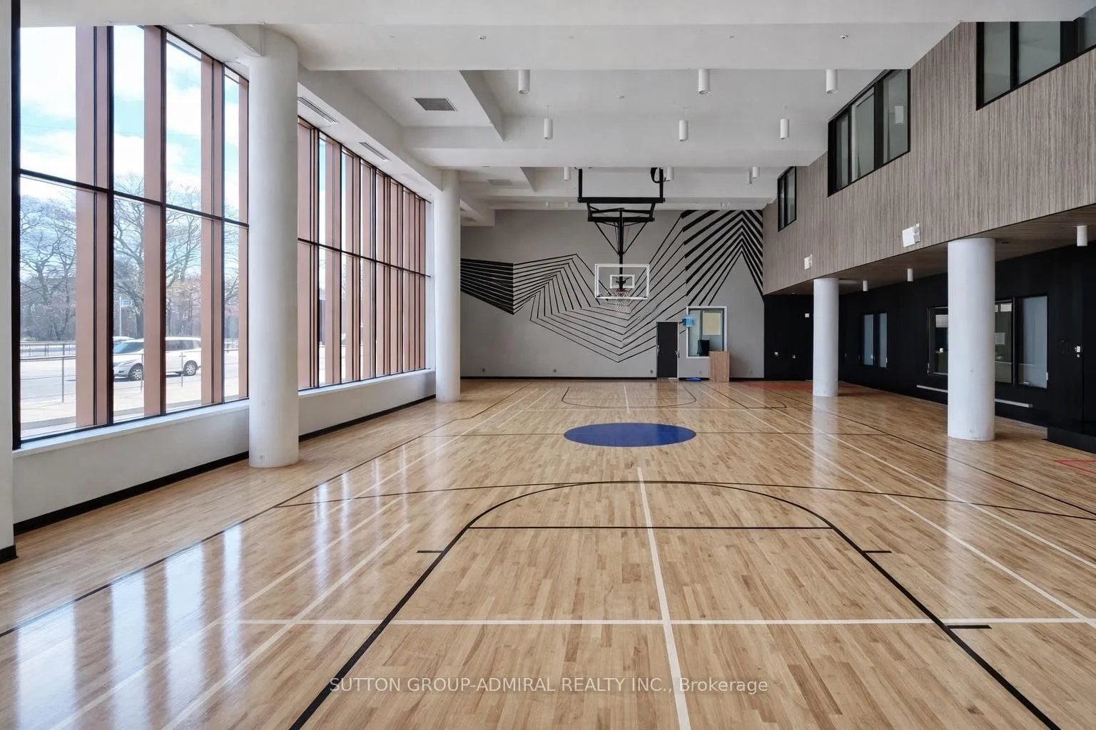 Photo 6 of Unit 905, 7950 Bathurst Street, Vaughan, Beverley Glen — HOMEH