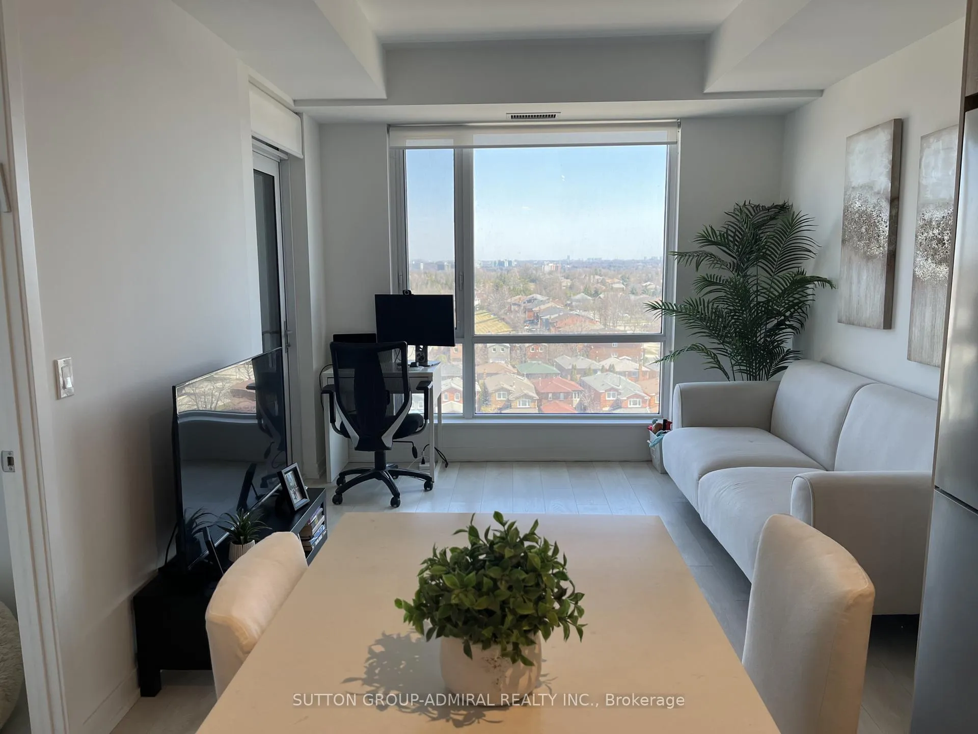 Photo 8 of Unit 905, 7950 Bathurst Street, Vaughan, Beverley Glen — HOMEH