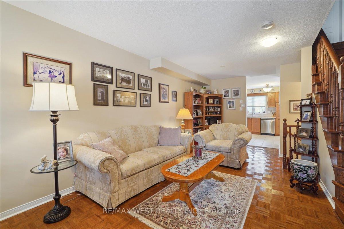 Photo 2 of 83 Ocean Ridge Drive, Brampton, Sandringham-Wellington — HOMEH