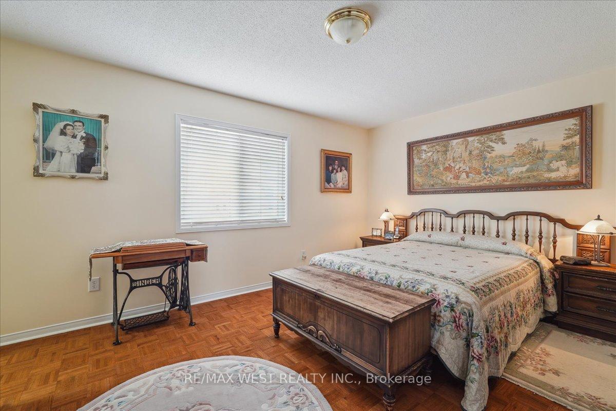 Photo 8 of 83 Ocean Ridge Drive, Brampton, Sandringham-Wellington — HOMEH