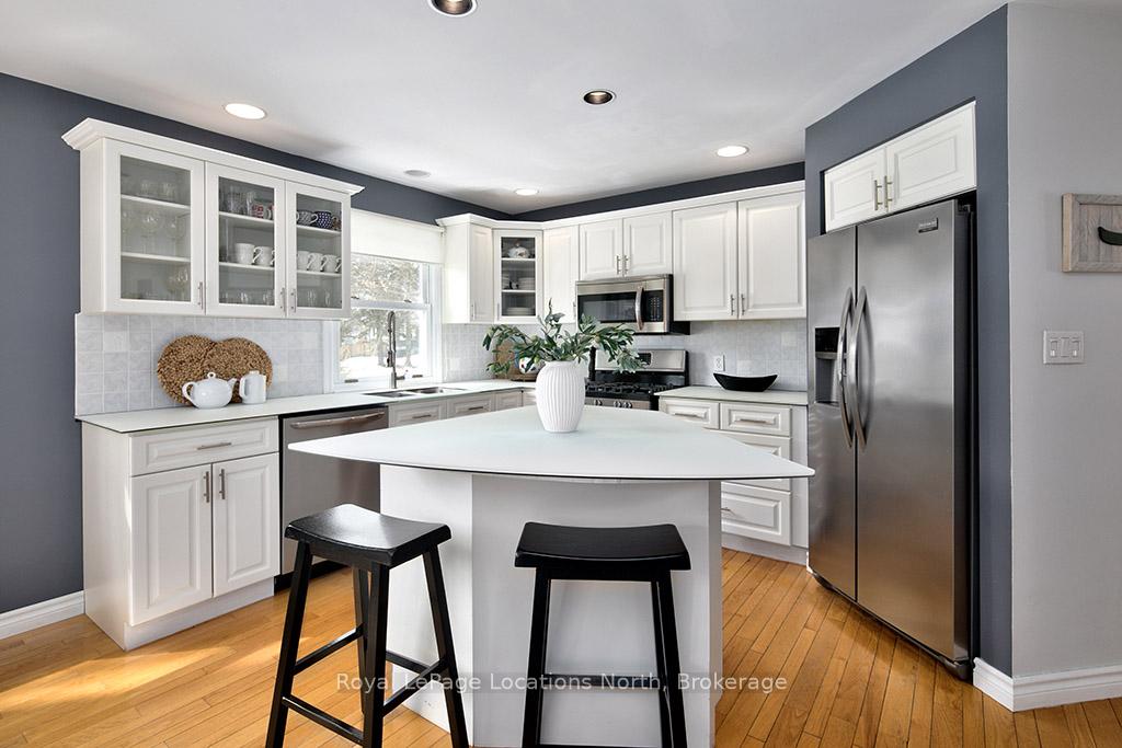 Photo 12 of 46 Napier Street E, Blue Mountains — HOMEH