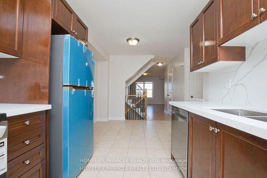 Photo 34 of 28 Battalion Road, Brampton, Northwest Brampton — HOMEH
