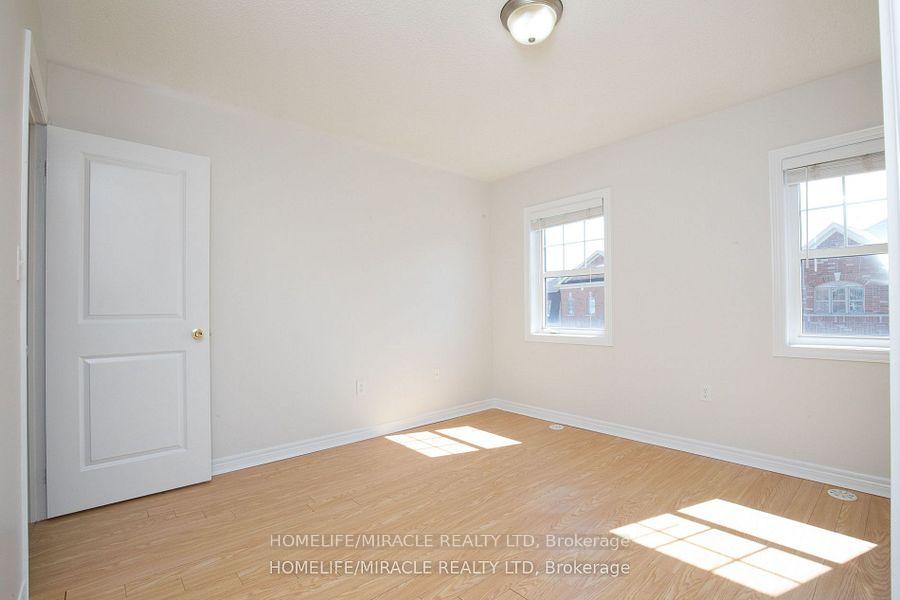 Photo 16 of 28 Battalion Road, Brampton, Northwest Brampton — HOMEH