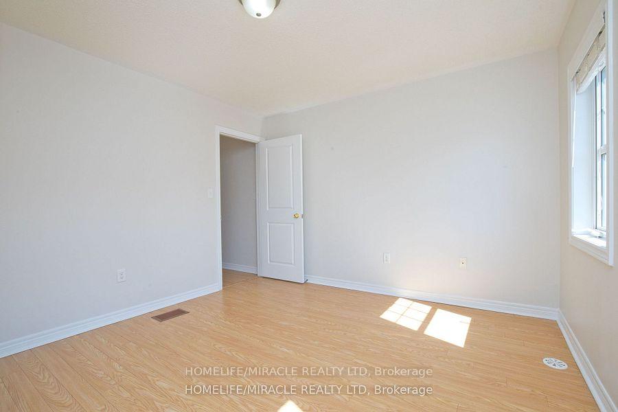Photo 18 of 28 Battalion Road, Brampton, Northwest Brampton — HOMEH