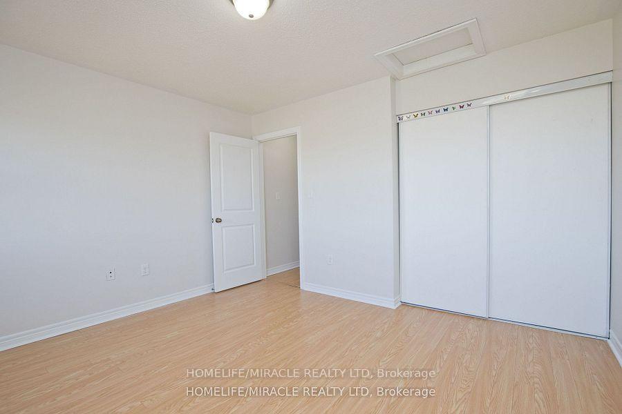 Photo 21 of 28 Battalion Road, Brampton, Northwest Brampton — HOMEH