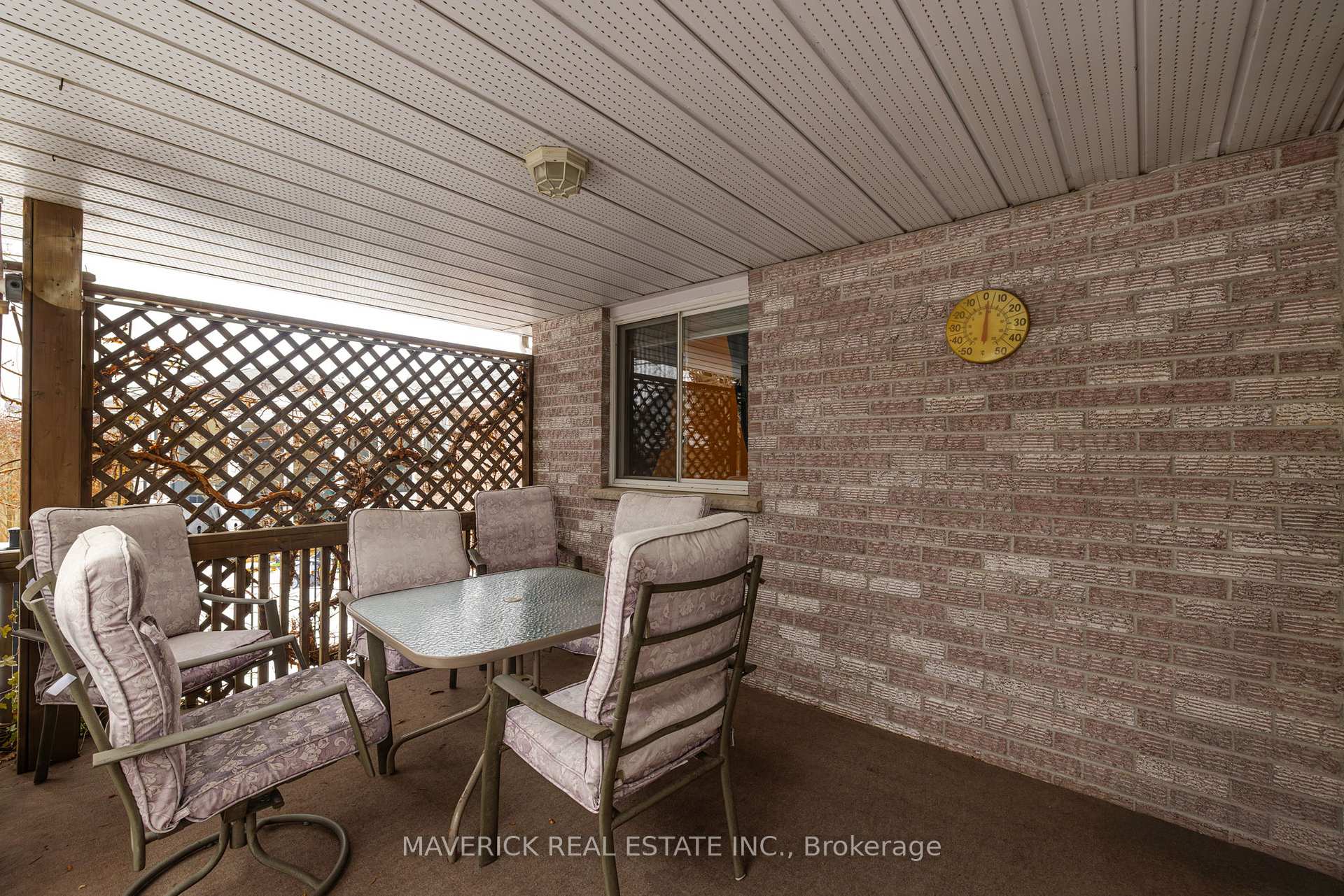 Photo 52 of 98 Carrie Crescent, St. Thomas — HOMEH
