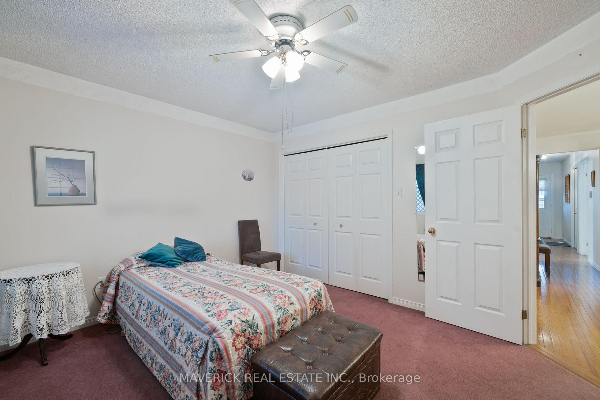 Photo 14 of 98 Carrie Crescent, St. Thomas — HOMEH