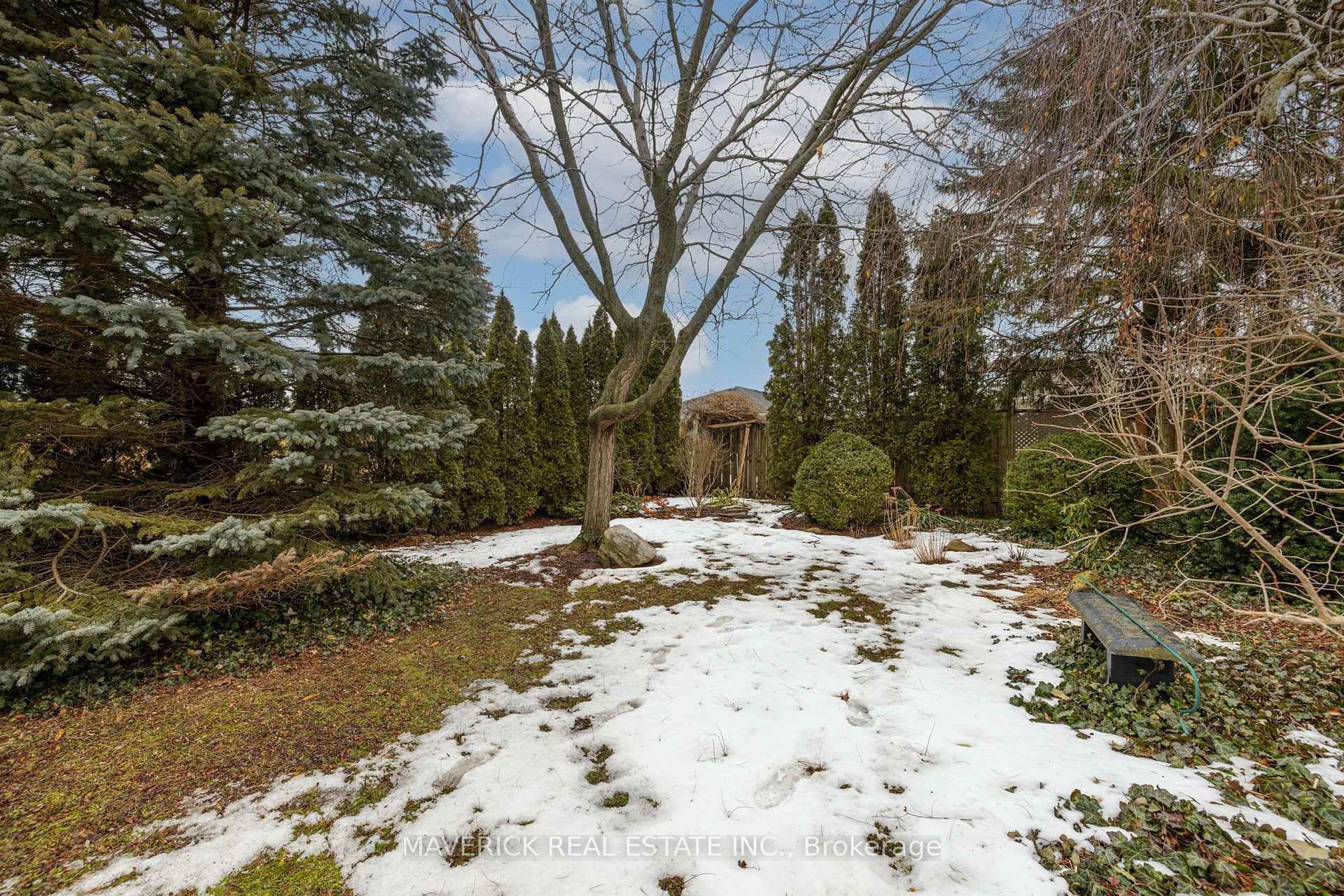 Photo 73 of 98 Carrie Crescent, St. Thomas — HOMEH