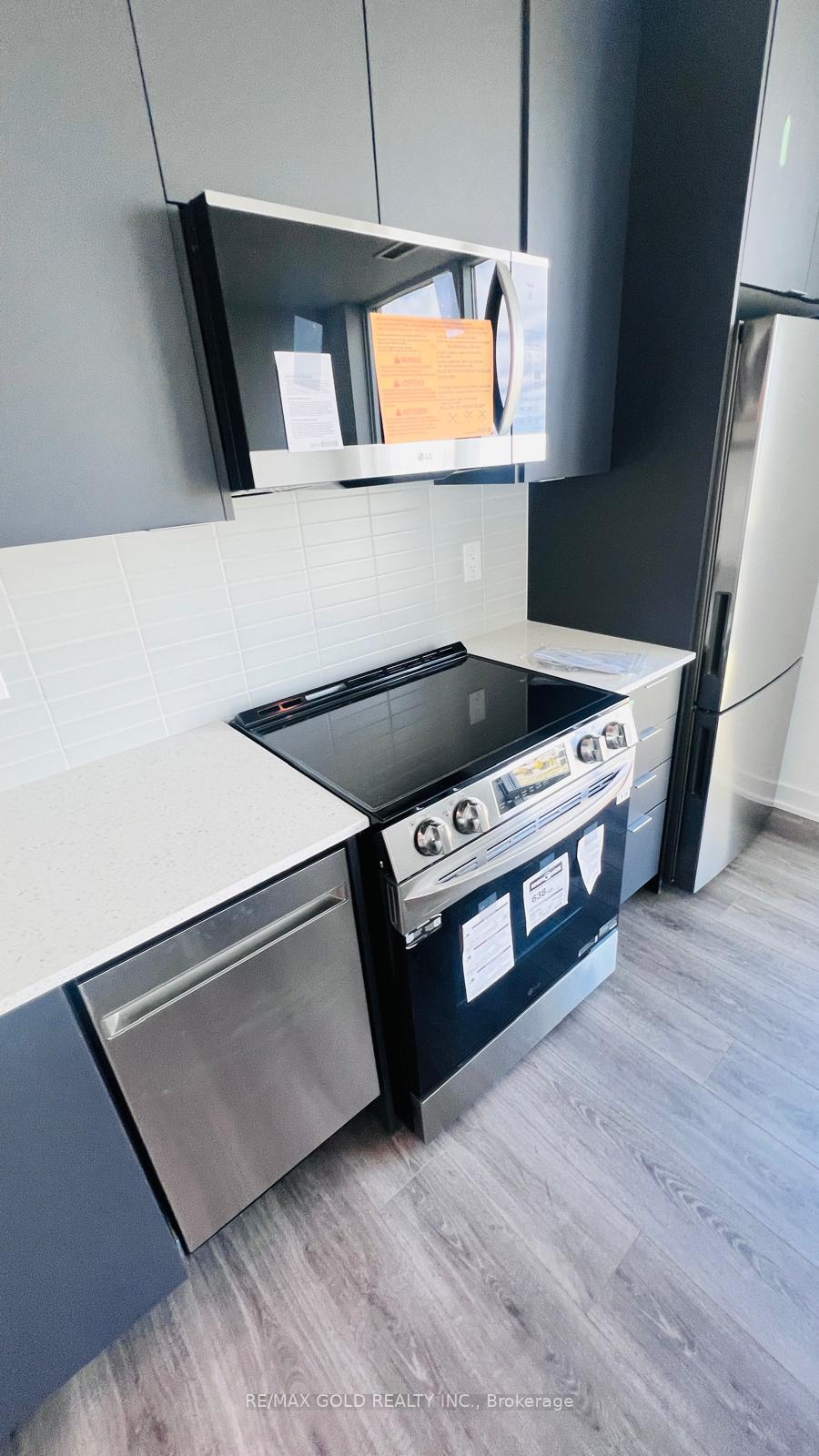 Photo 4 of Unit 606, 225 Malta Avenue, Brampton, Fletcher's Creek South — HOMEH