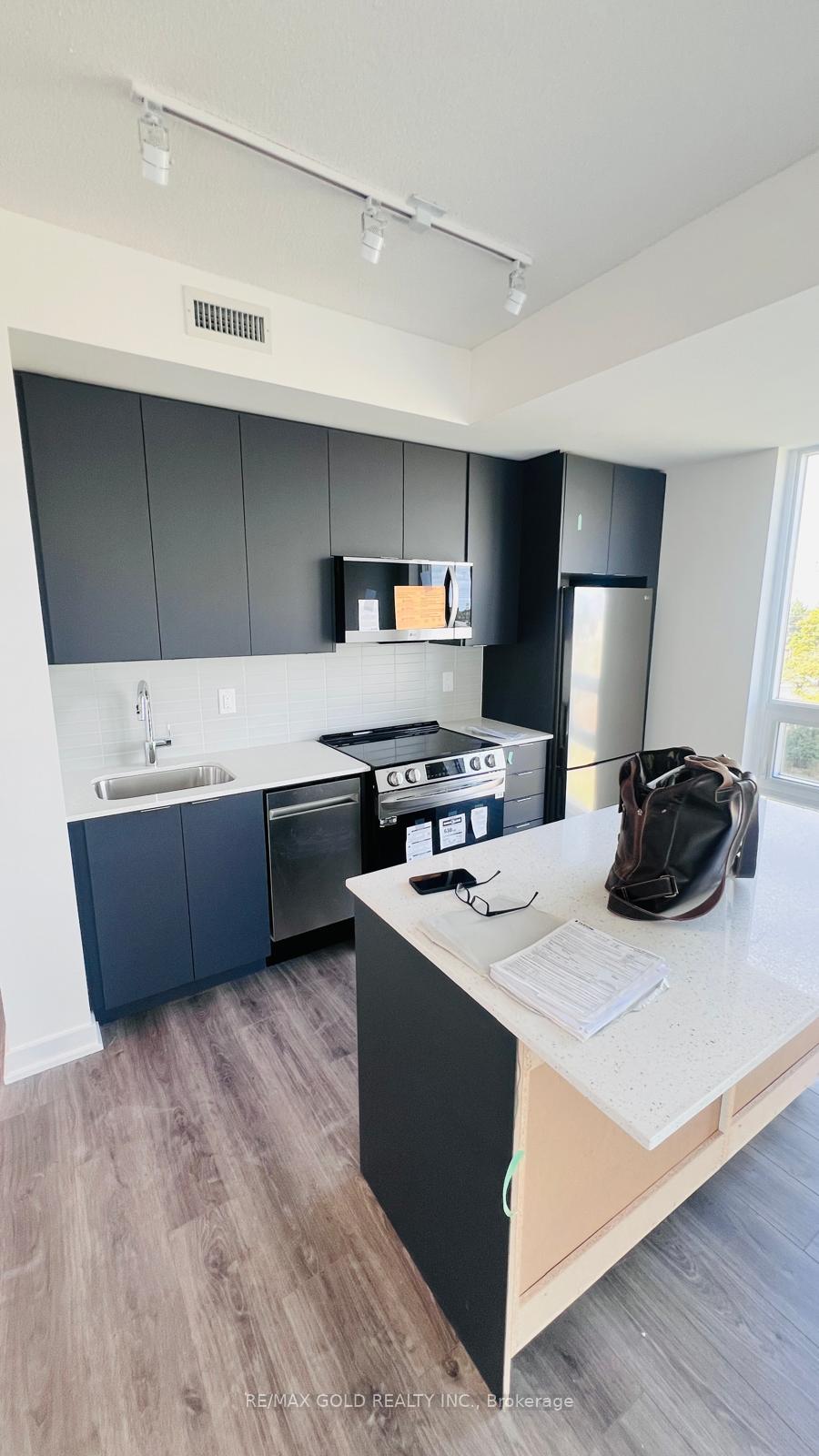 Photo 6 of Unit 606, 225 Malta Avenue, Brampton, Fletcher's Creek South — HOMEH