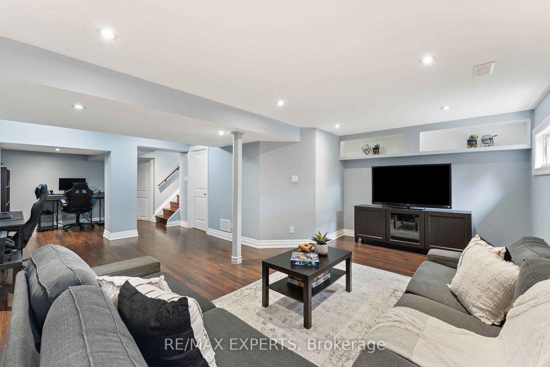 Photo 29 of 20 Aida Court, Caledon, Bolton West — HOMEH