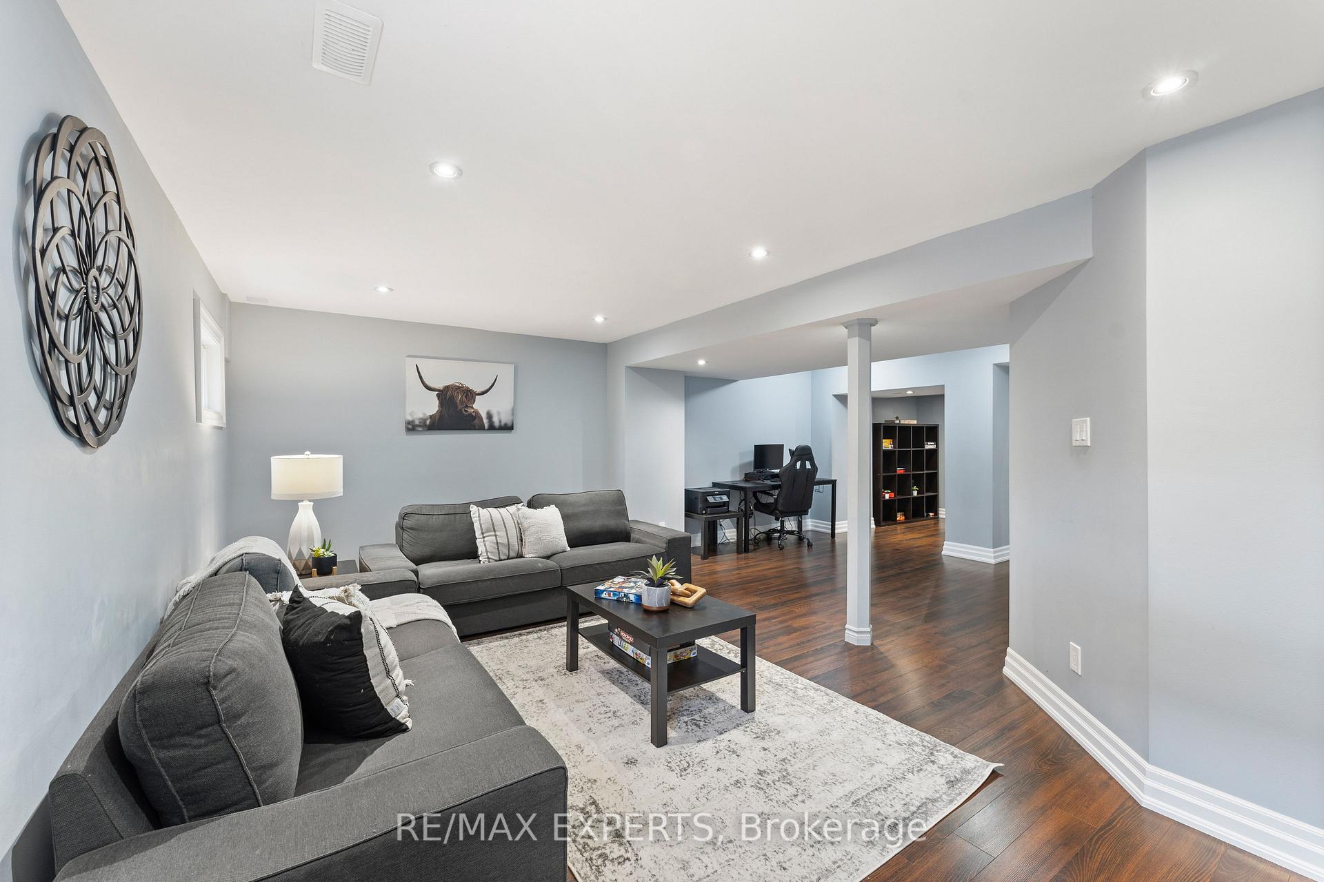 Photo 33 of 20 Aida Court, Caledon, Bolton West — HOMEH